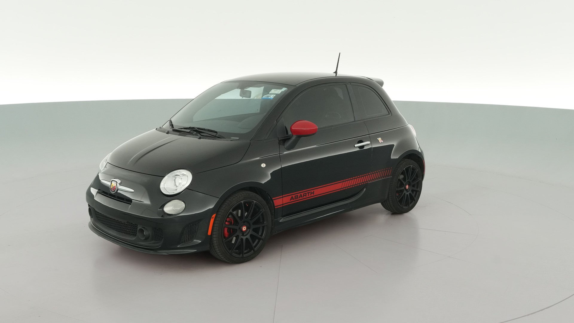 2013 FIAT 500 vehicle photo