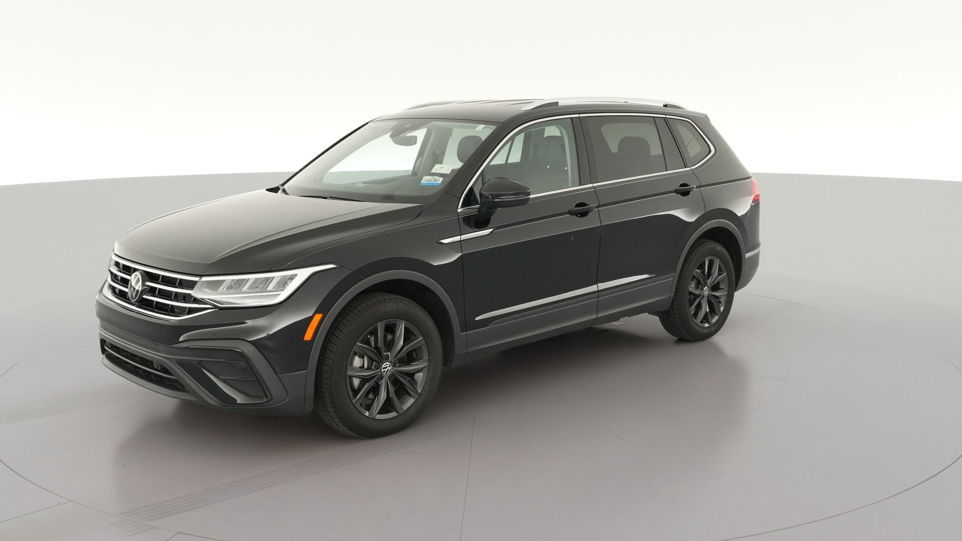 2024 Volkswagen Tiguan vehicle photo