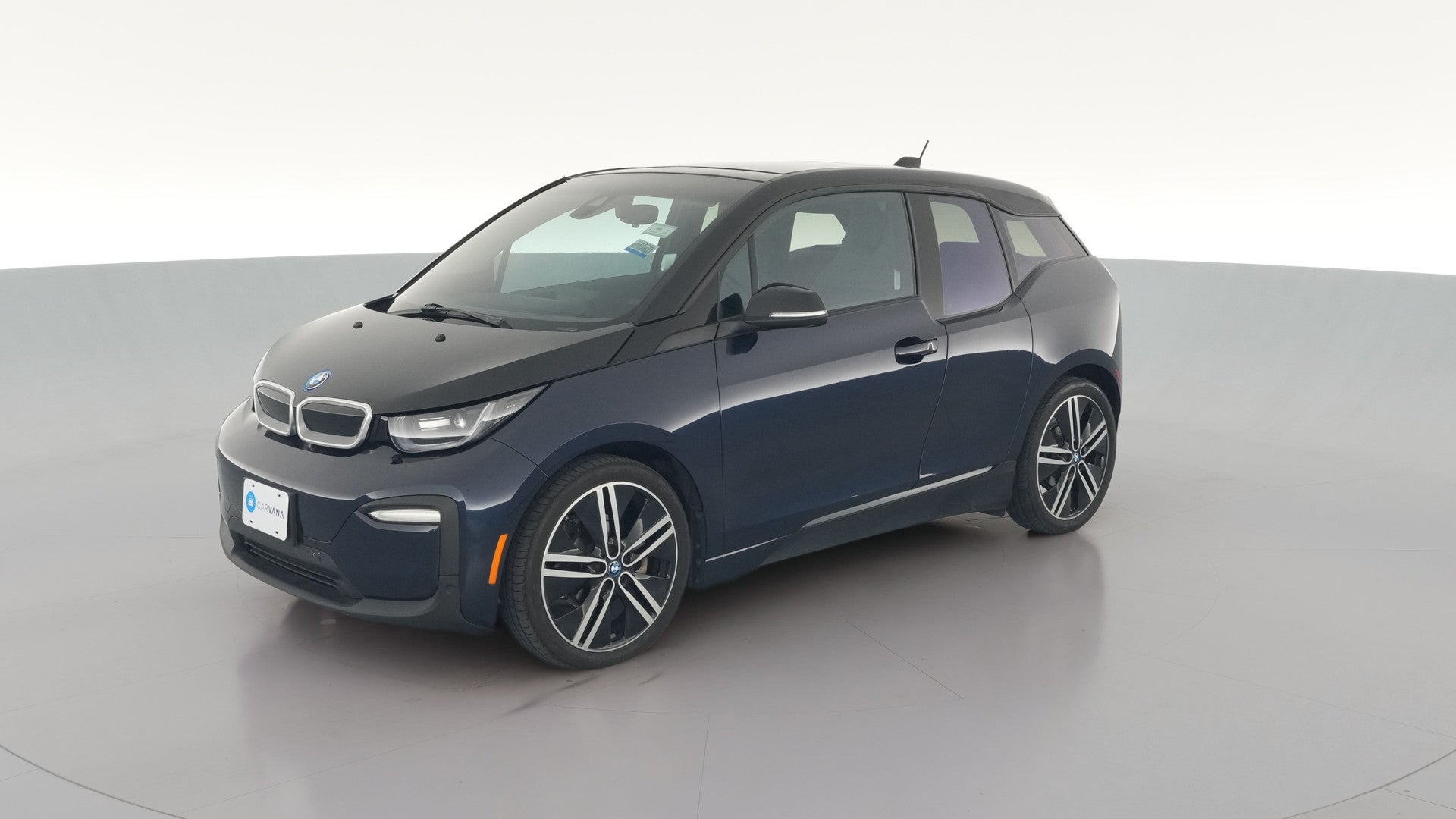 2018 BMW i3 vehicle photo