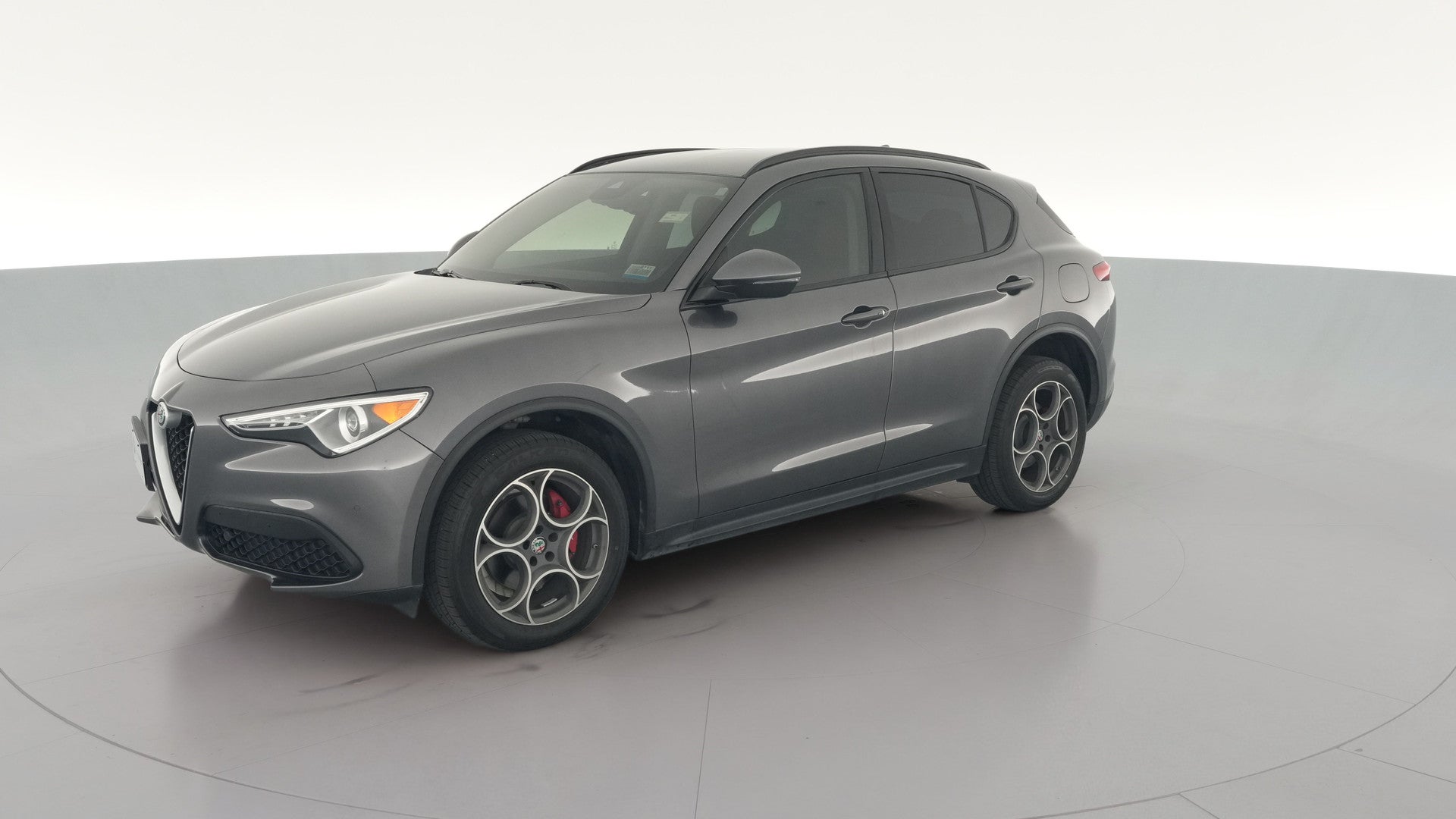 2018 Alfa Romeo Stelvio vehicle photo