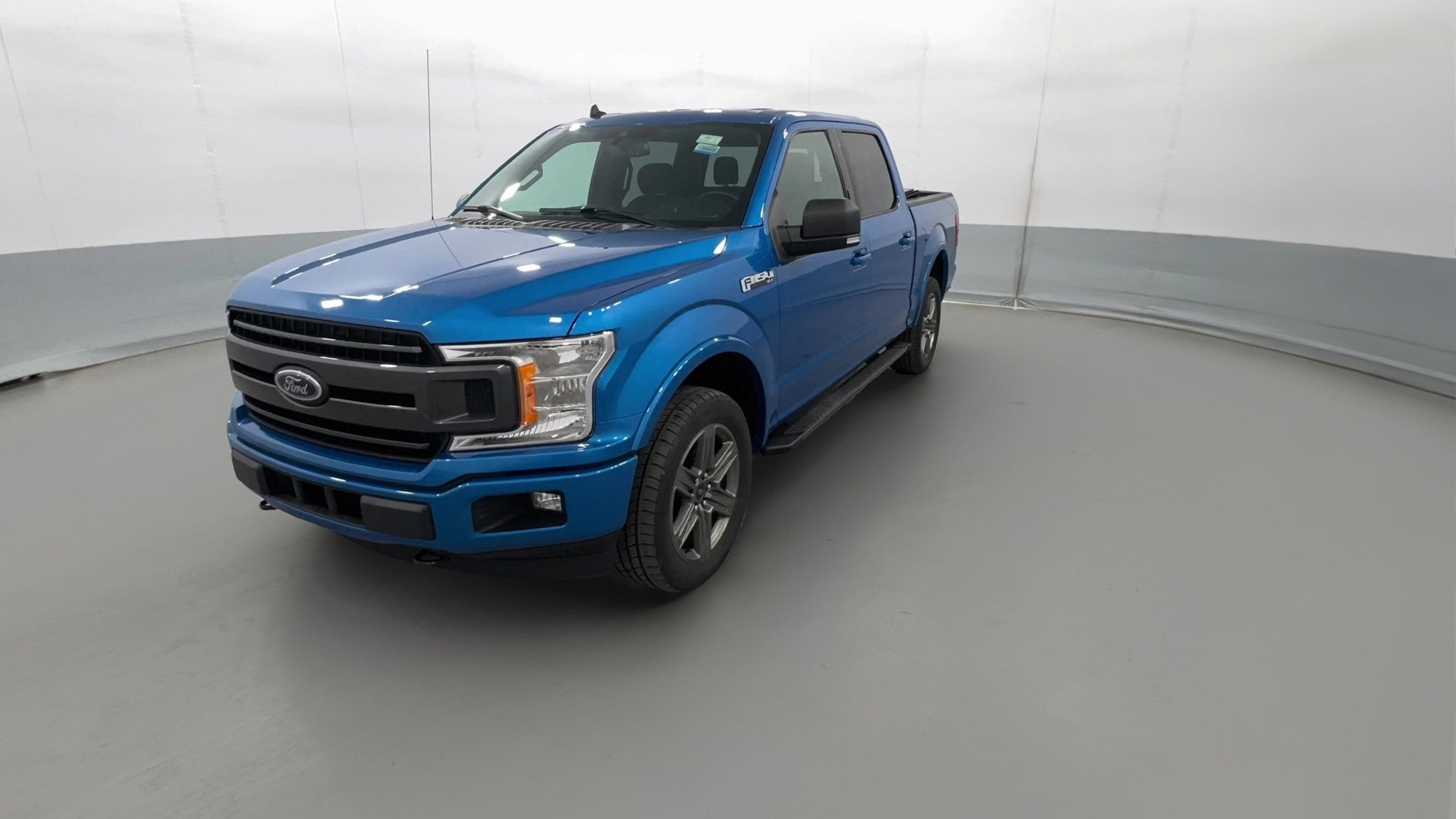 2020 Ford F150 SuperCrew Cab vehicle photo