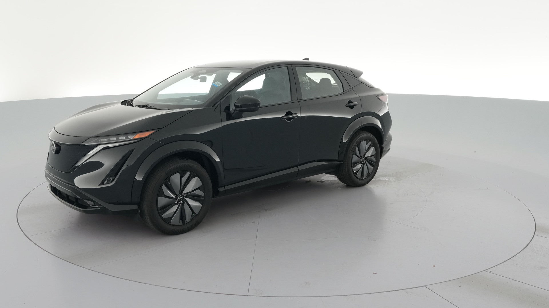 2024 Nissan ARIYA vehicle photo