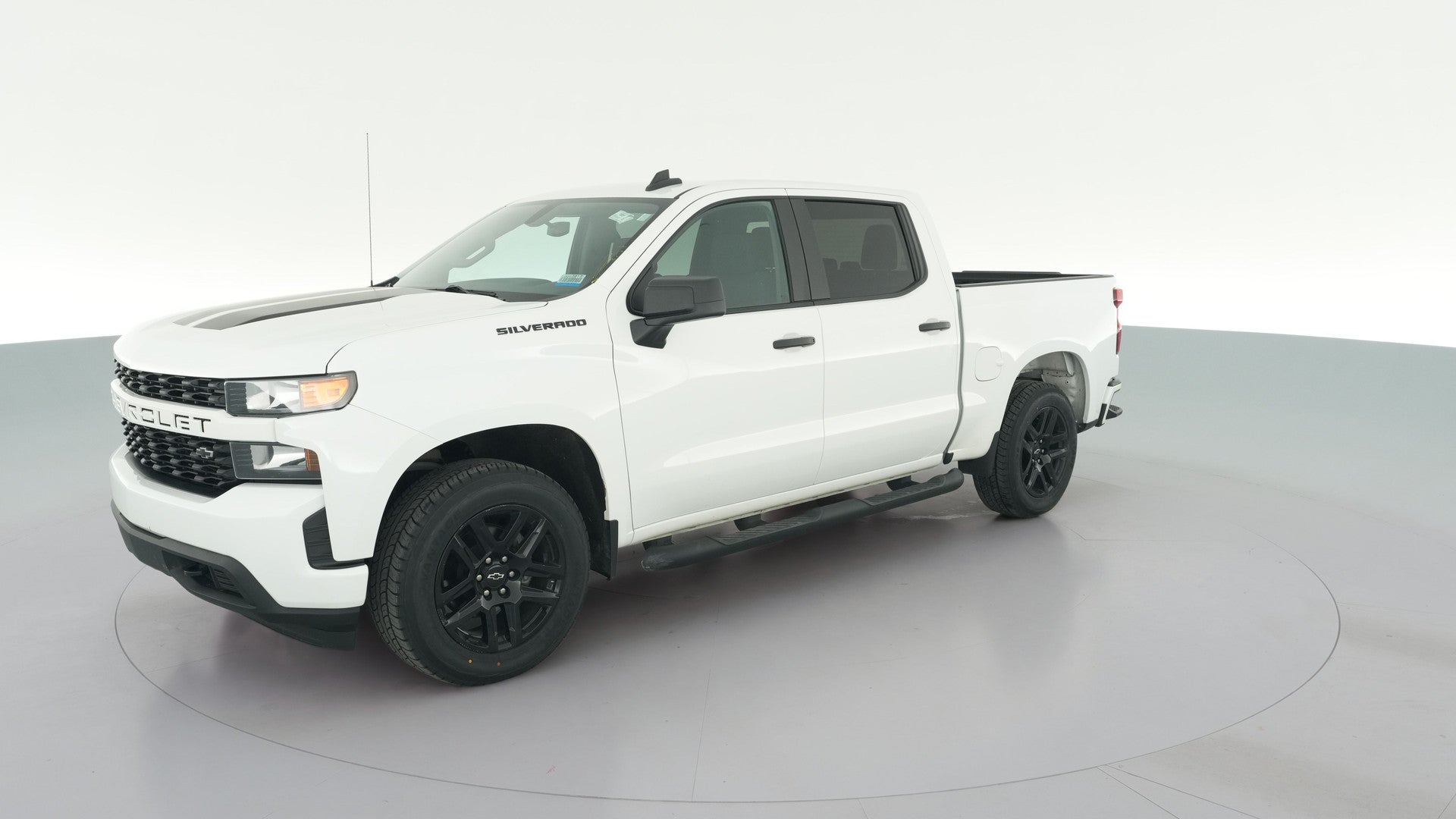 2021 Chevrolet Silverado 1500 Crew Cab vehicle photo