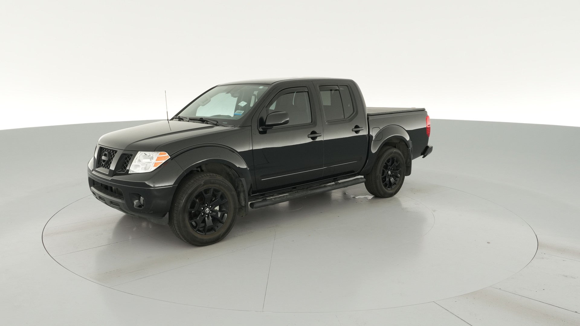 2021 Nissan Frontier Crew Cab vehicle photo