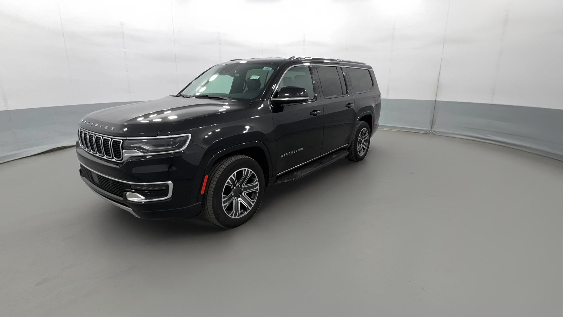 2024 Jeep Wagoneer L vehicle photo