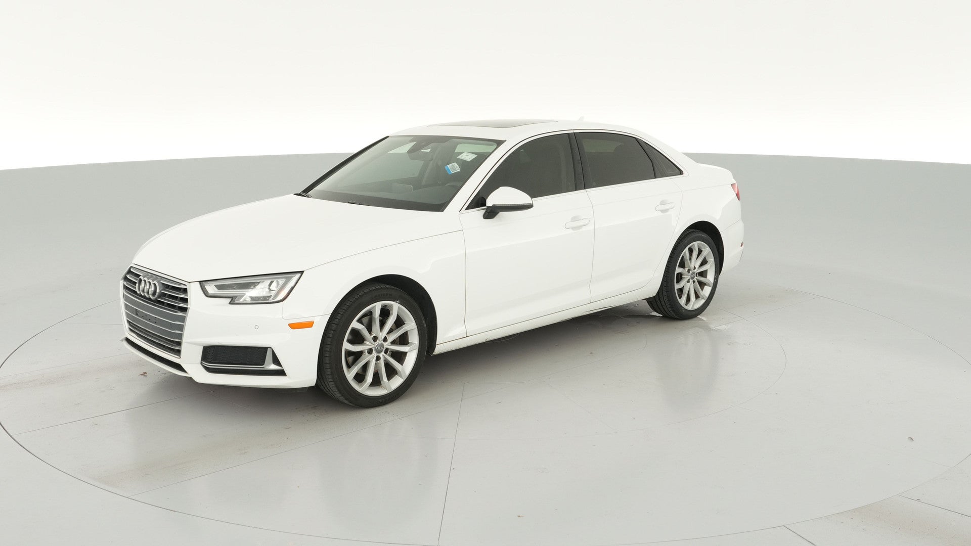 2019 Audi A4 vehicle photo