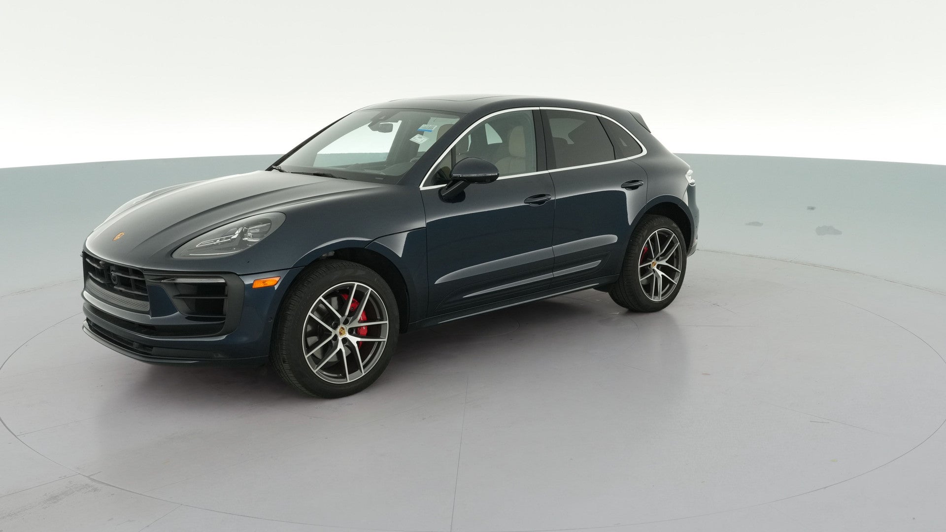 2022 Porsche Macan vehicle photo