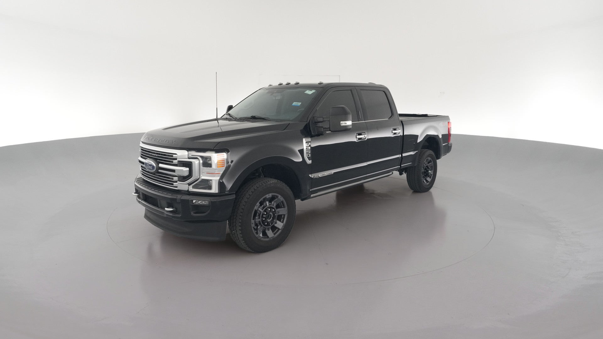 2022 Ford F350 Super Duty Crew Cab vehicle photo