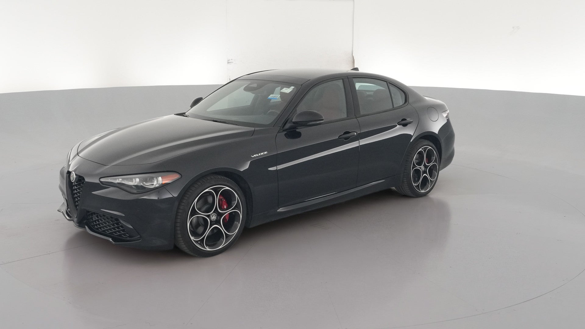 2025 Alfa Romeo Giulia vehicle photo