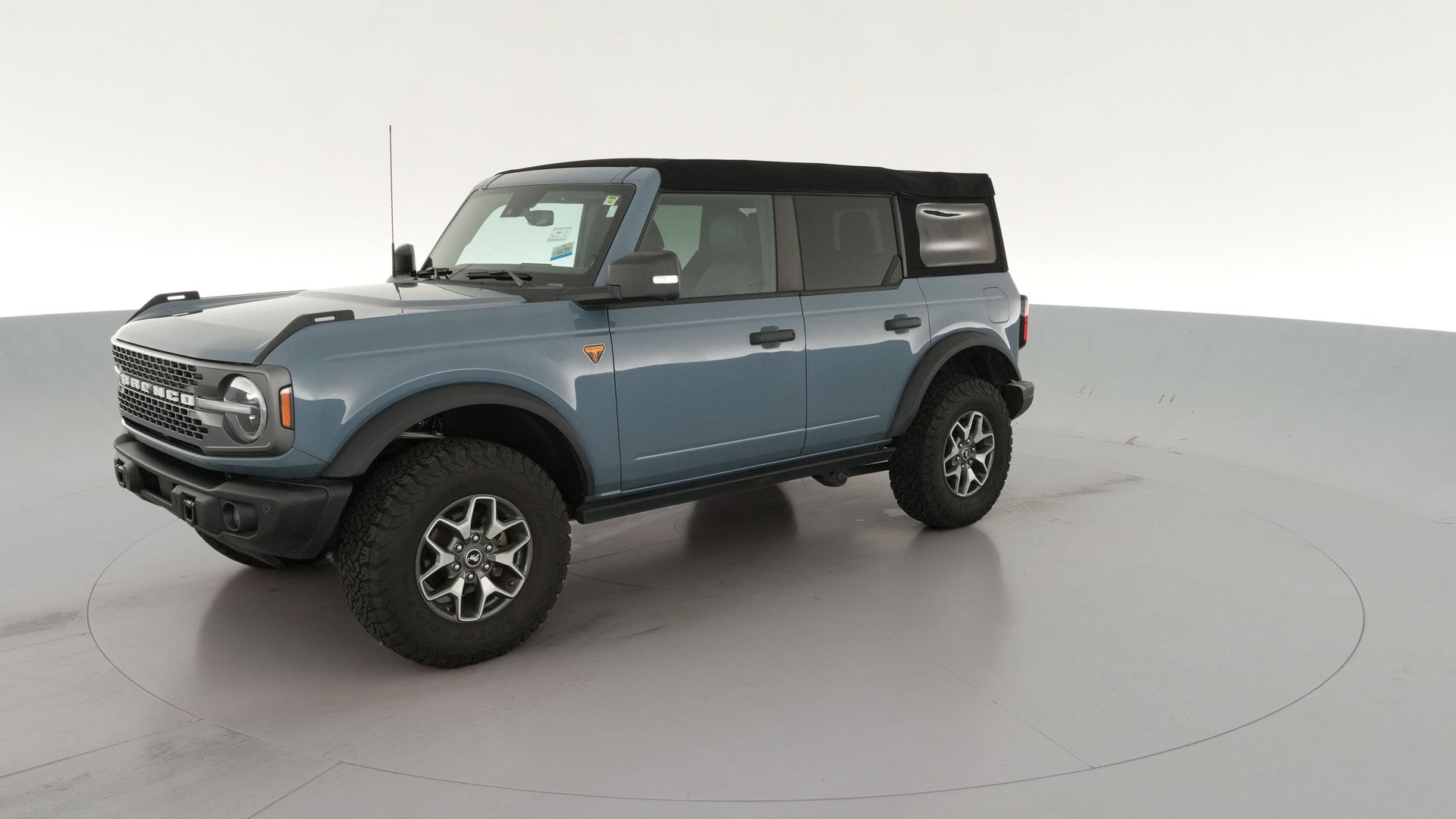 2023 Ford Bronco vehicle photo