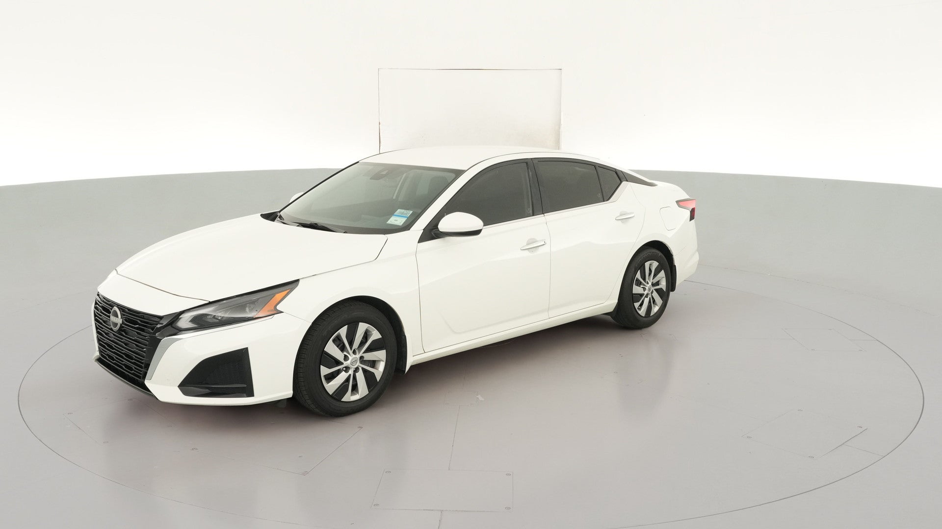 2023 Nissan Altima vehicle photo