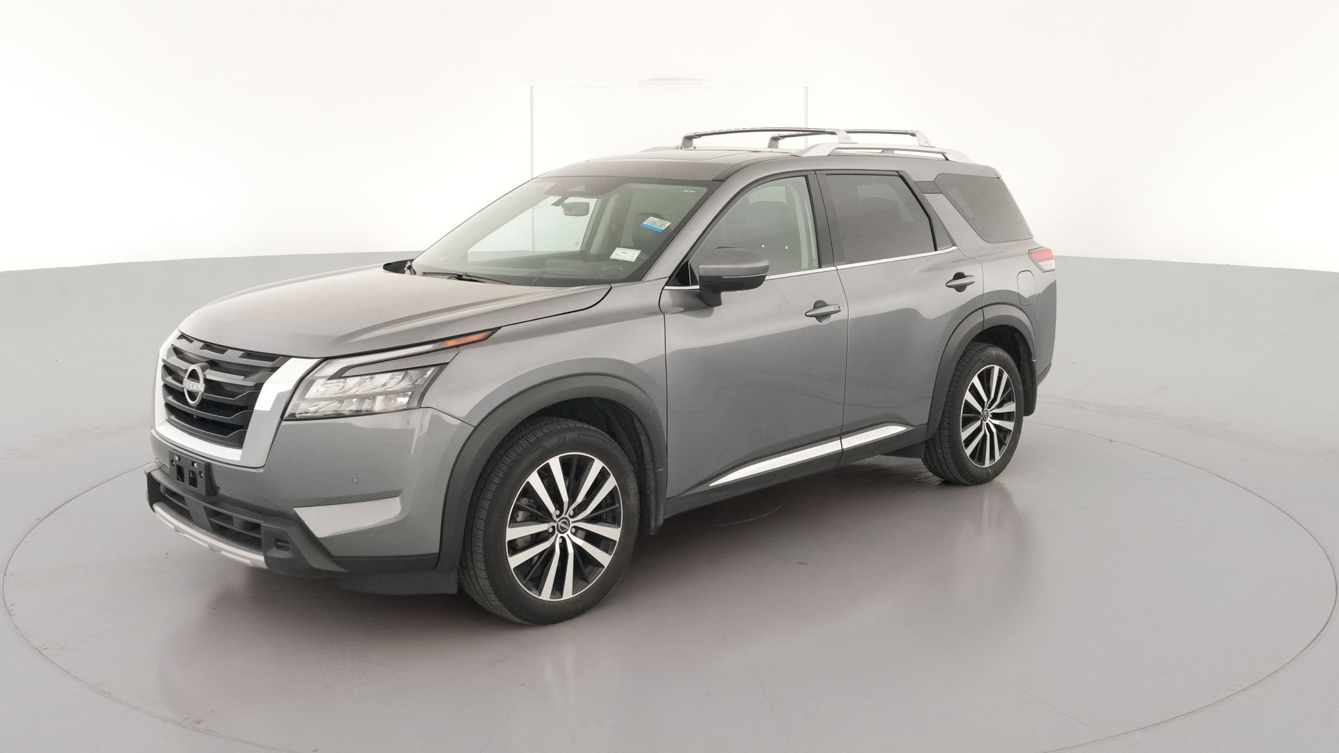 2025 Nissan Pathfinder vehicle photo