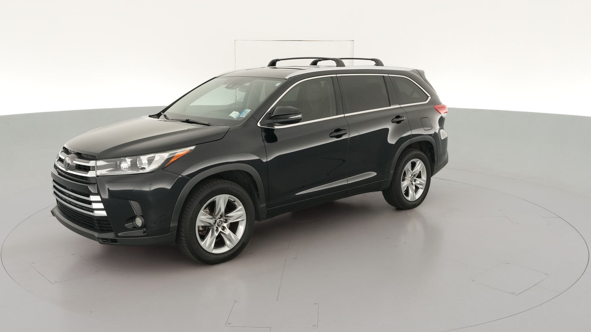 2017 Toyota Highlander vehicle photo