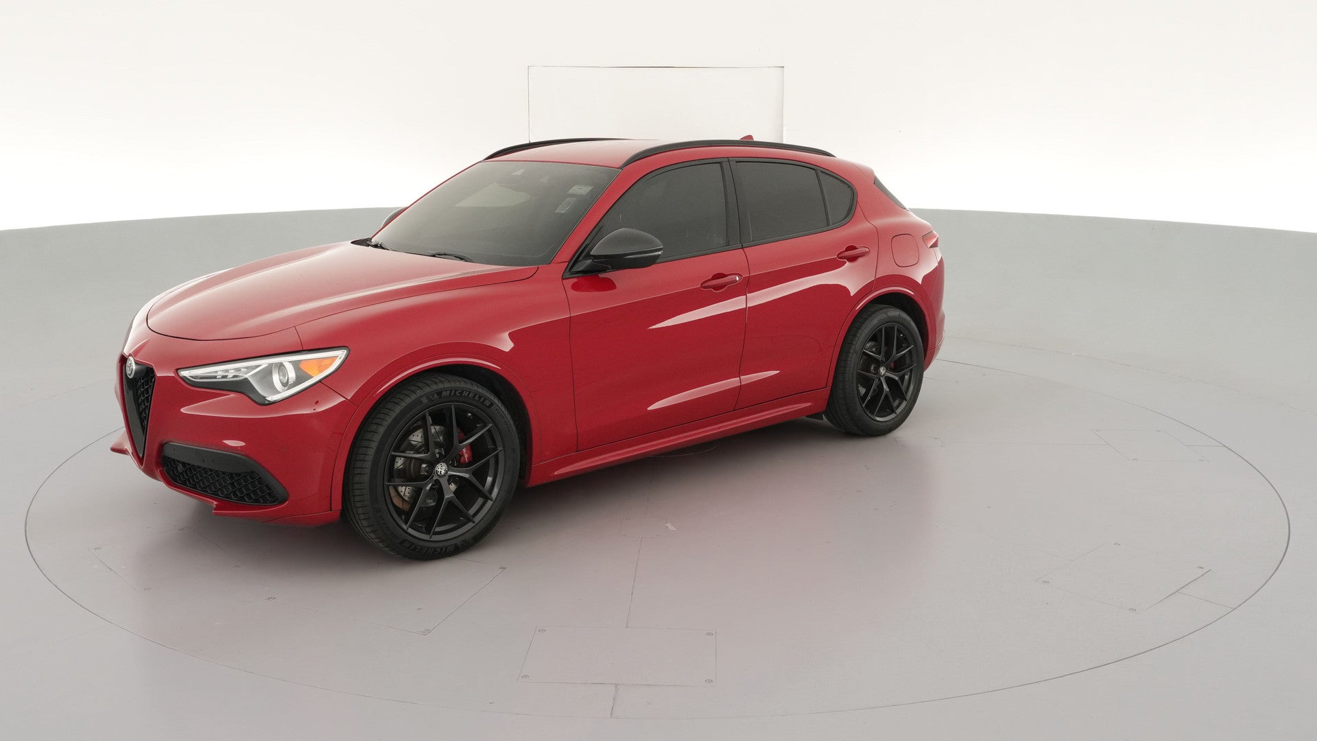 2020 Alfa Romeo Stelvio vehicle photo
