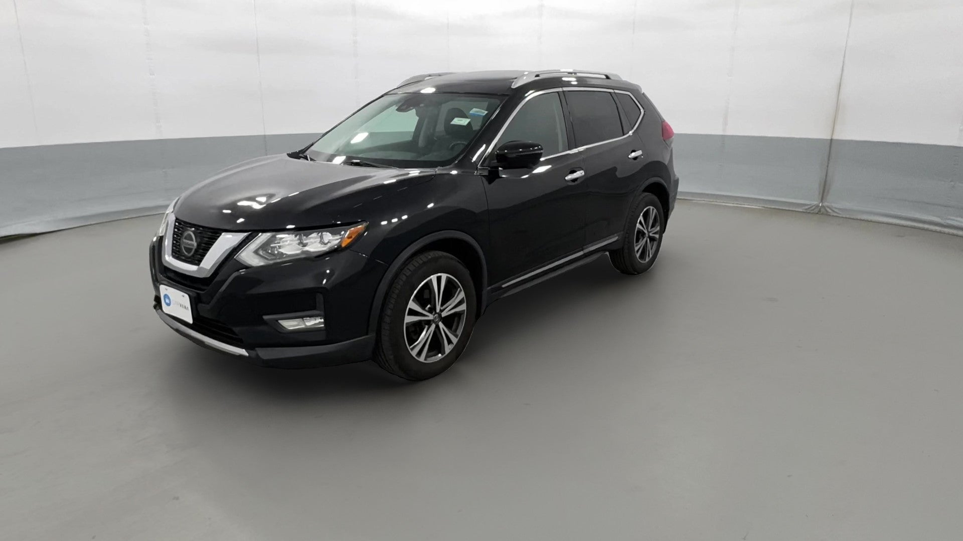 2018 Nissan Rogue vehicle photo