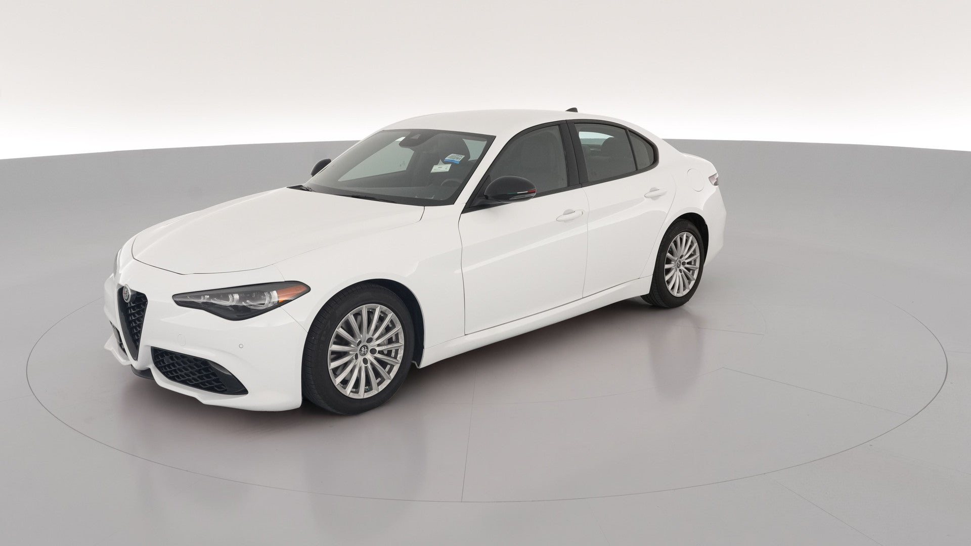 2024 Alfa Romeo Giulia vehicle photo