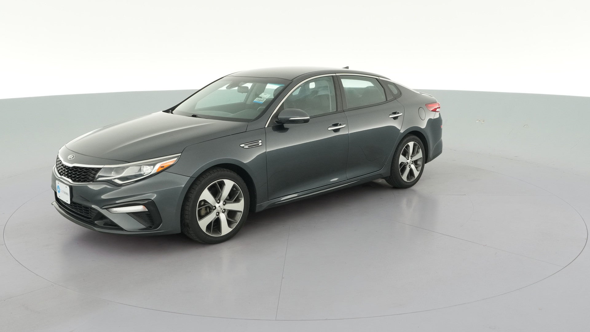 2020 Kia Optima vehicle photo
