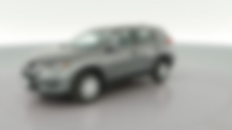 2017 Nissan Rogue vehicle photo
