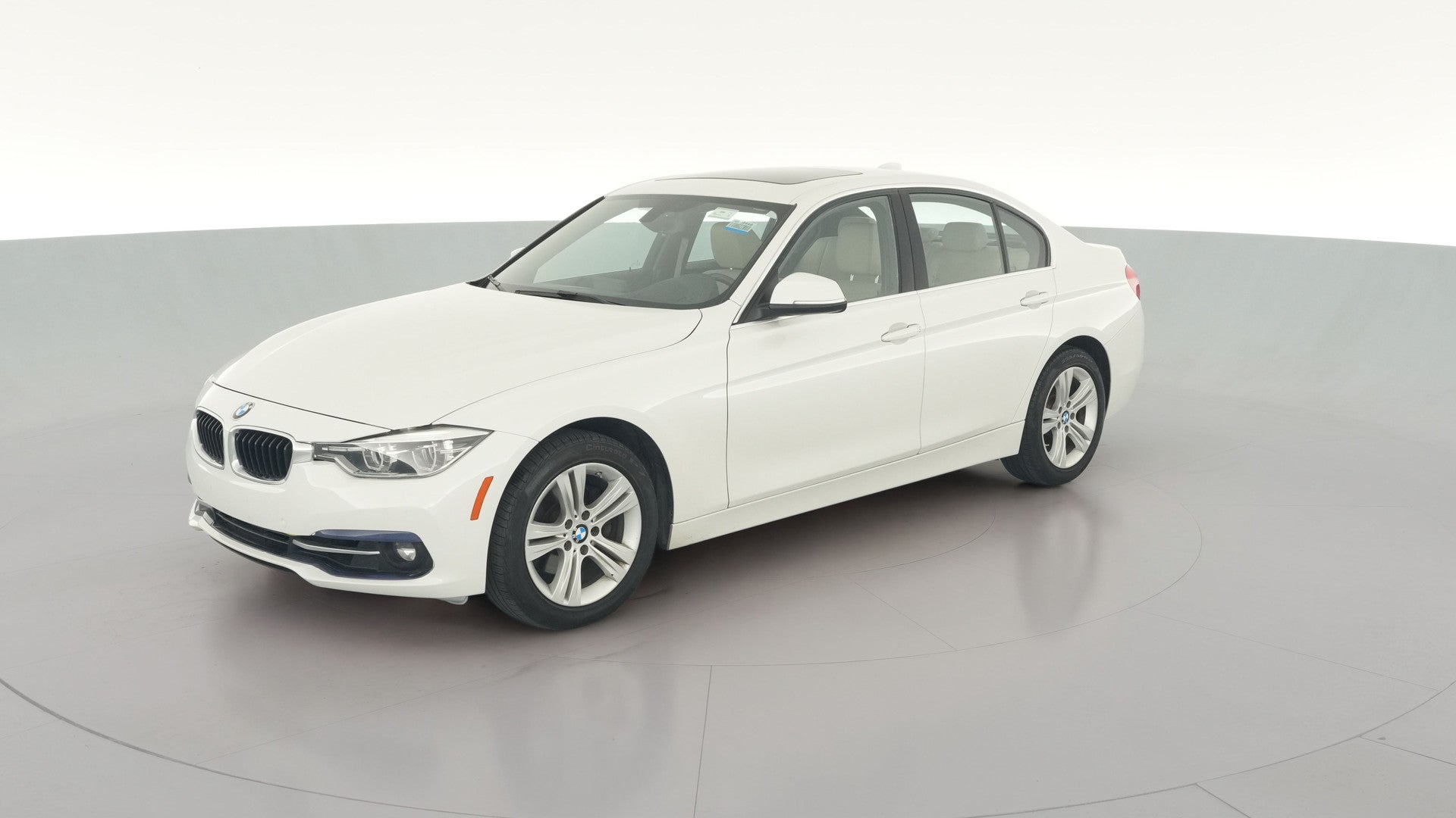 2018 BMW 3 Series vehicle photo