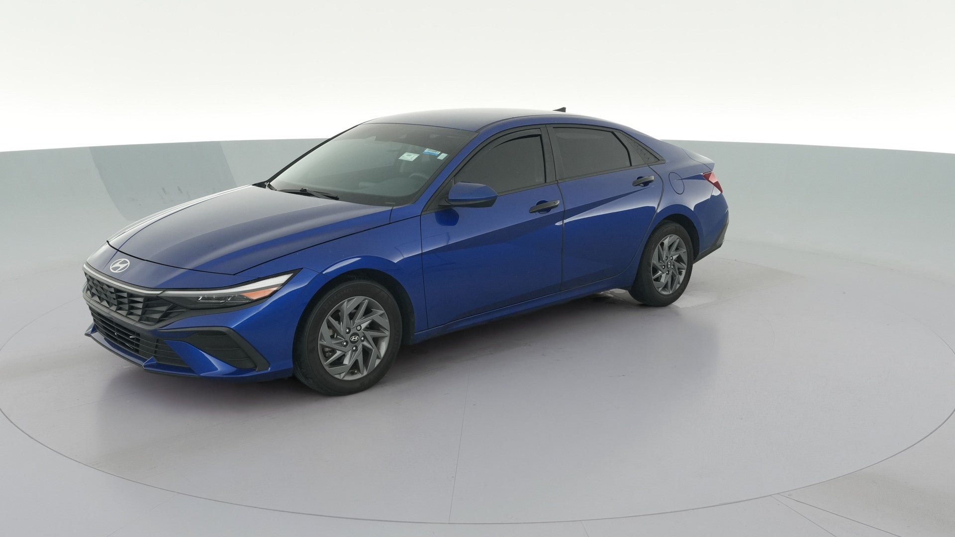 2024 Hyundai Elantra vehicle photo