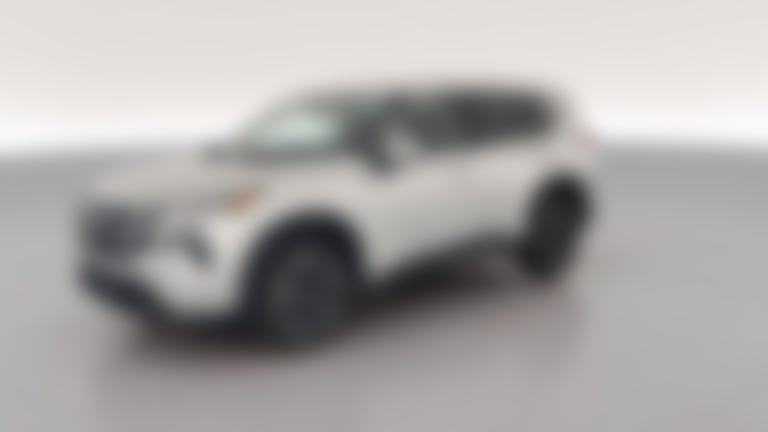 2025 Nissan Rogue vehicle photo