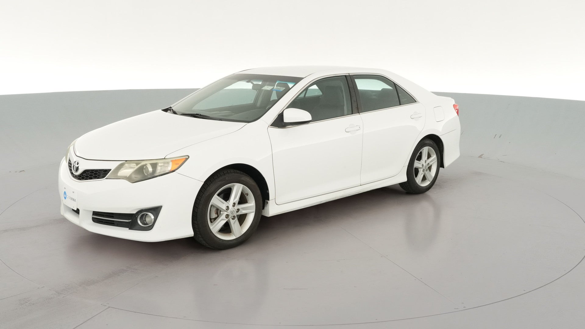2014 Toyota Camry vehicle photo