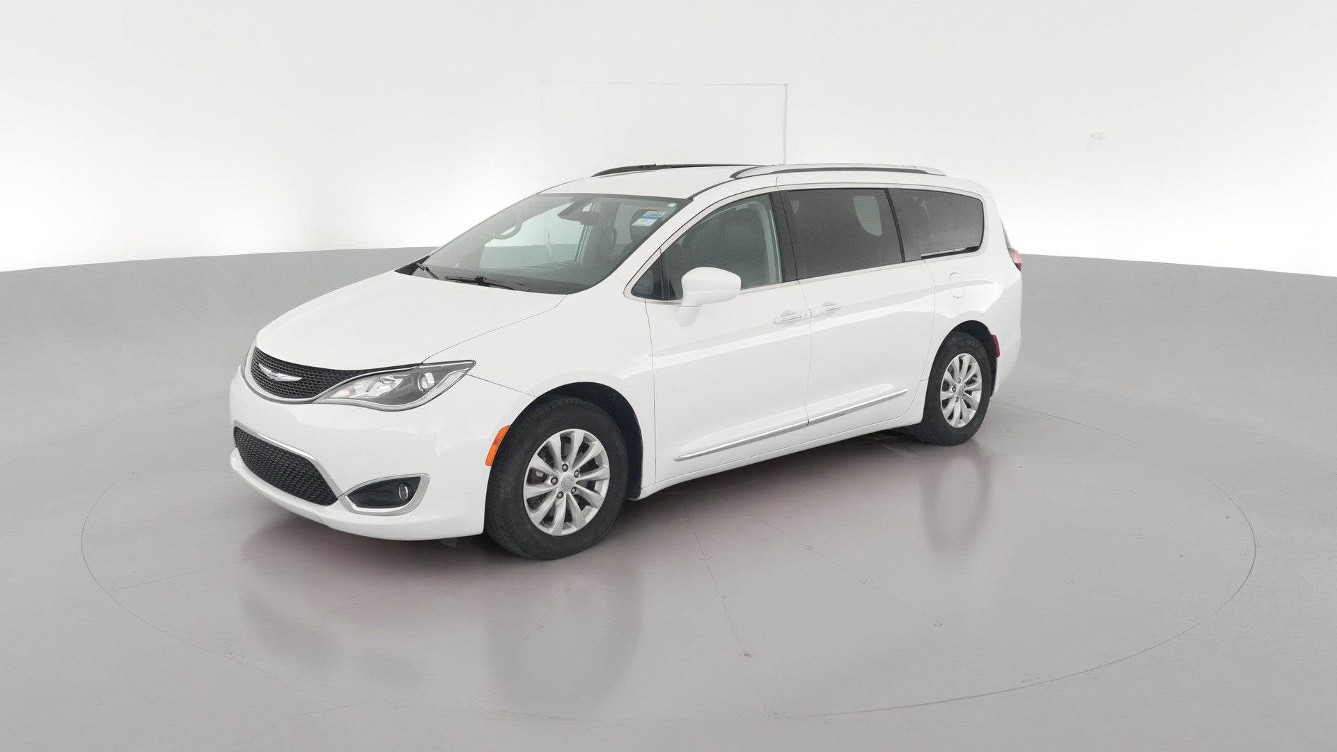 2018 Chrysler Pacifica vehicle photo