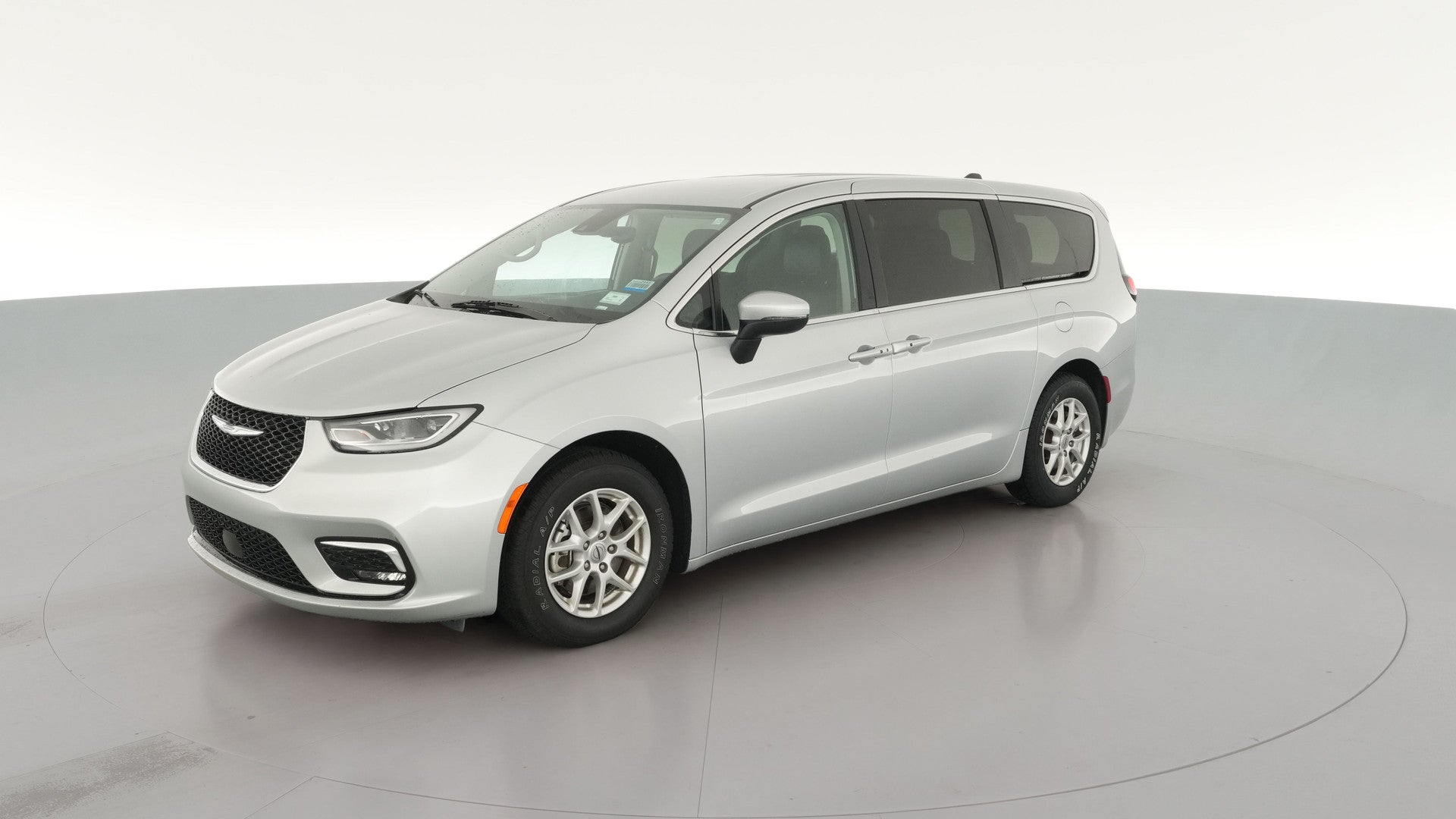 2023 Chrysler Pacifica vehicle photo