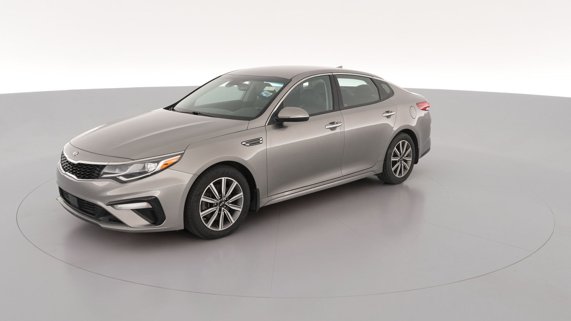 2019 Kia Optima vehicle photo