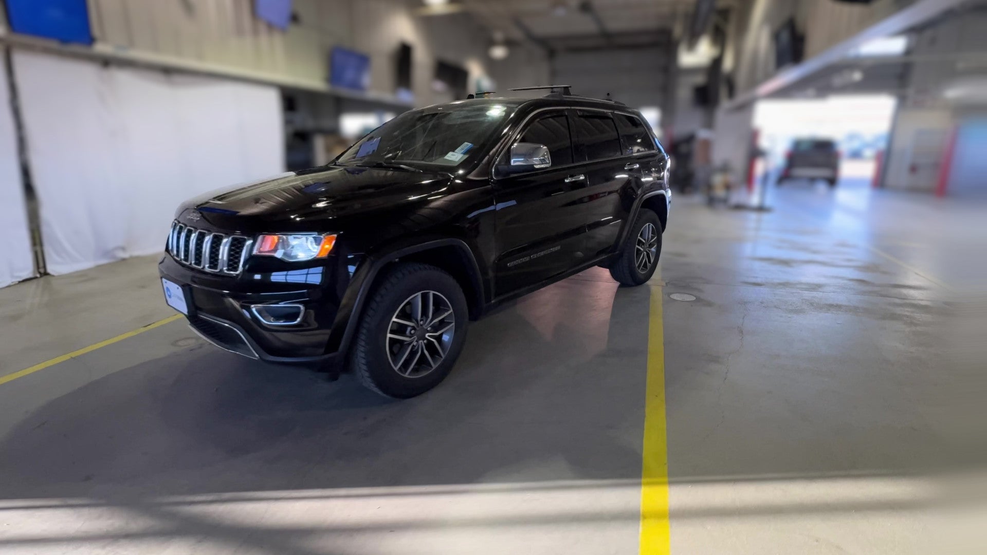 2019 Jeep Grand Cherokee vehicle photo