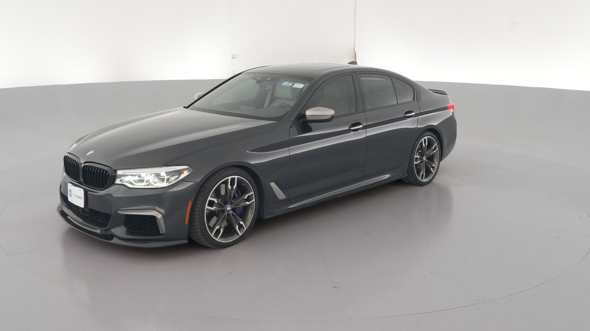 2018 BMW 5 Series vehicle photo