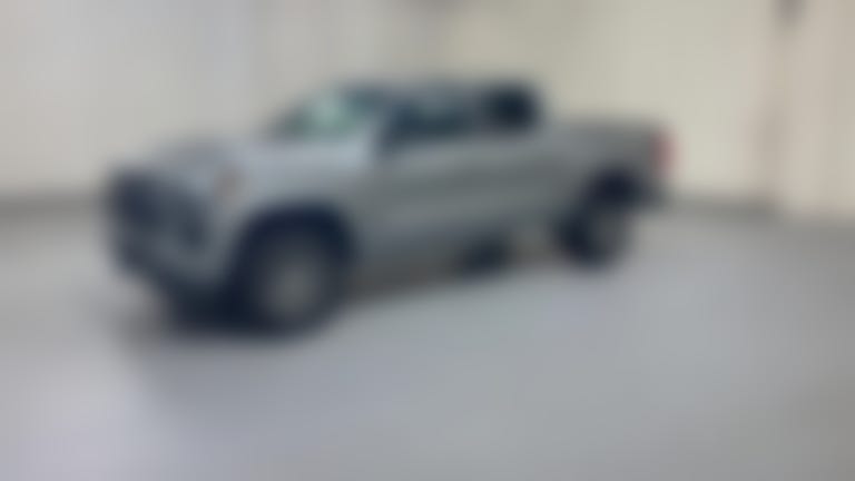 2024 Chevrolet Colorado Crew Cab vehicle photo
