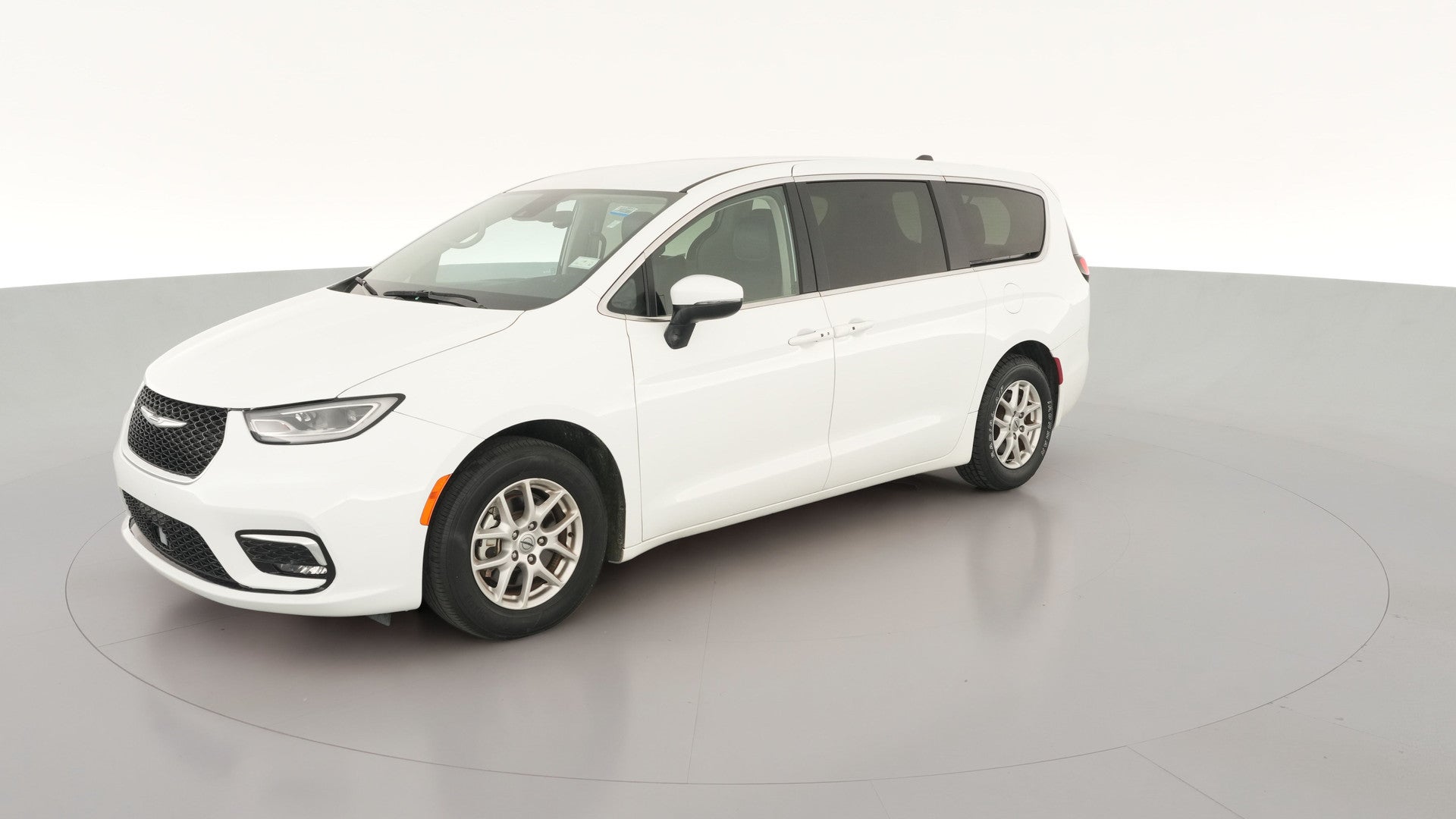 2023 Chrysler Pacifica vehicle photo