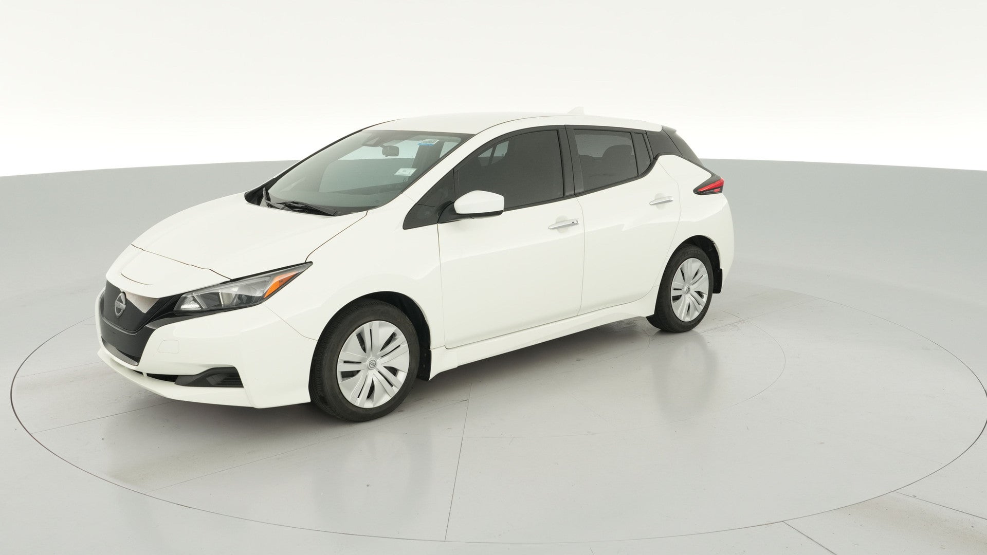 2023 Nissan LEAF vehicle photo