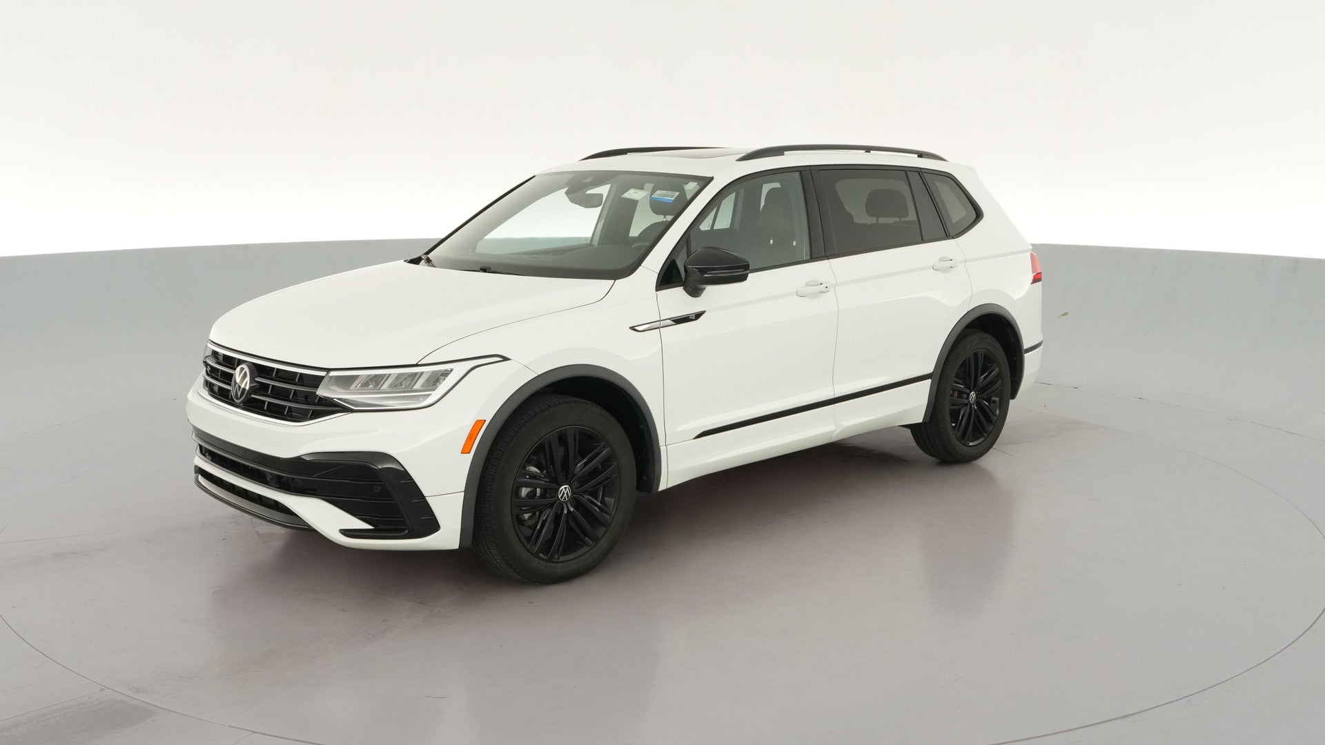2022 Volkswagen Tiguan vehicle photo