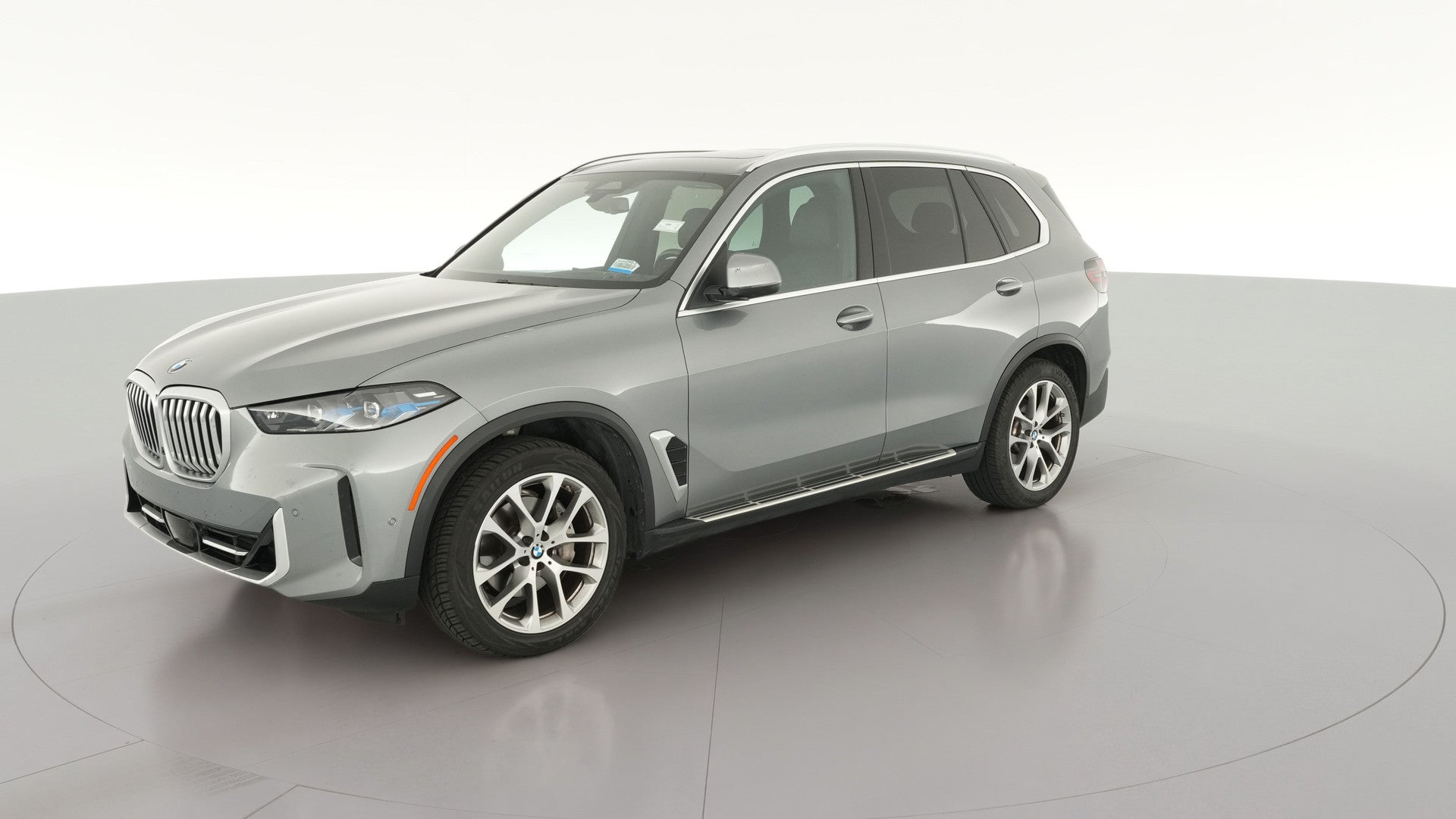 2024 BMW X5 vehicle photo