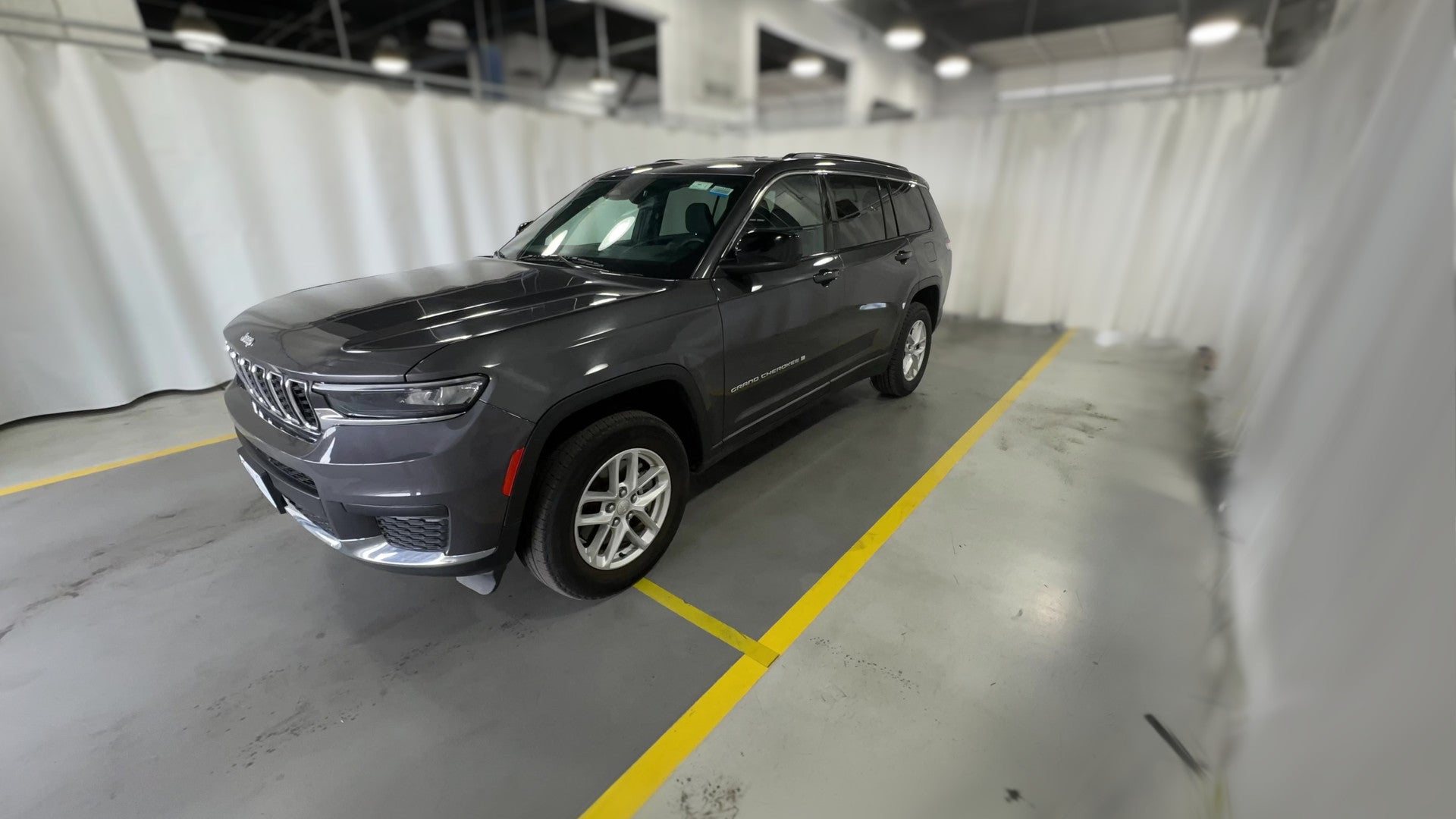 2024 Jeep Grand Cherokee L vehicle photo