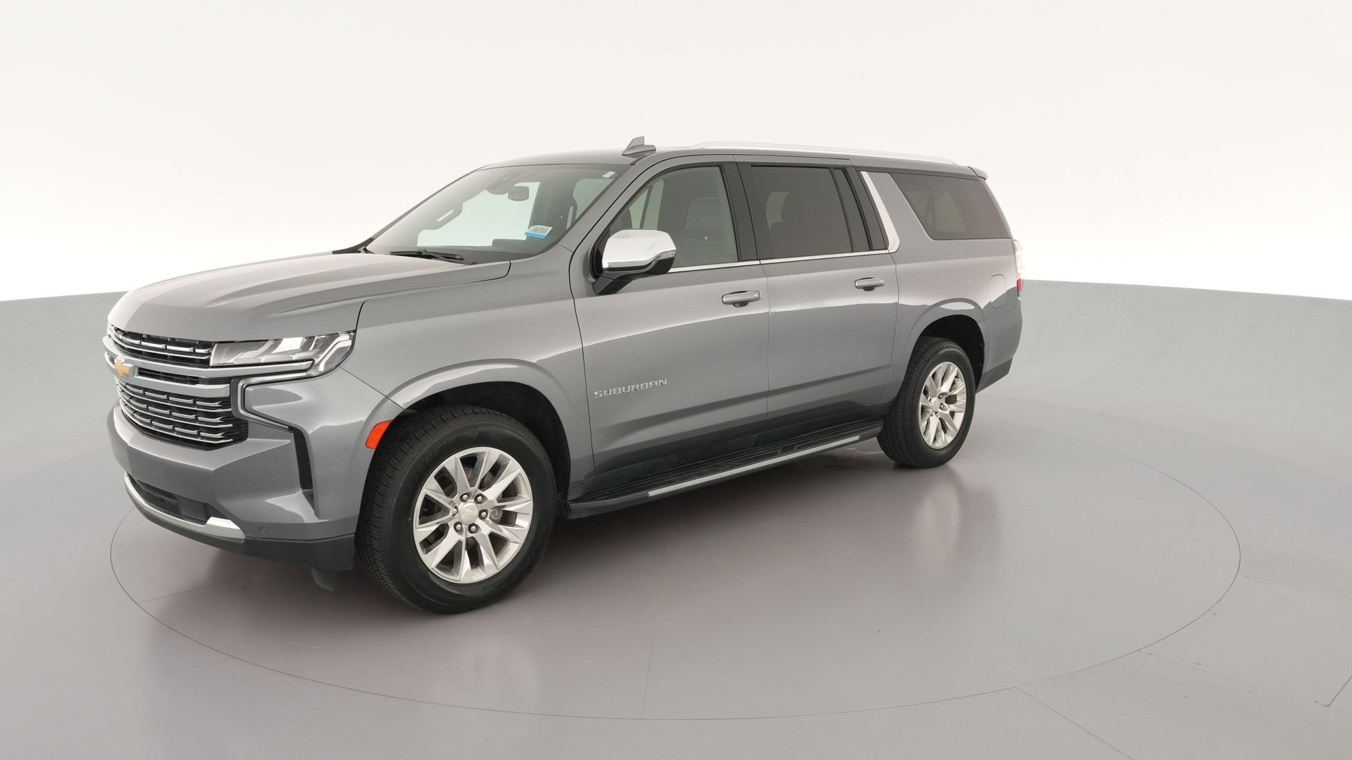 2022 Chevrolet Suburban vehicle photo