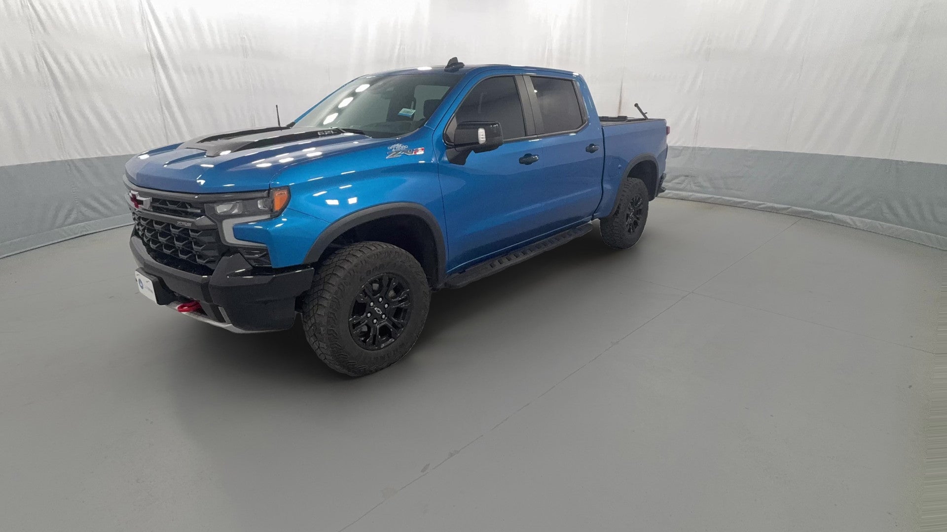 2023 Chevrolet Silverado 1500 Crew Cab vehicle photo
