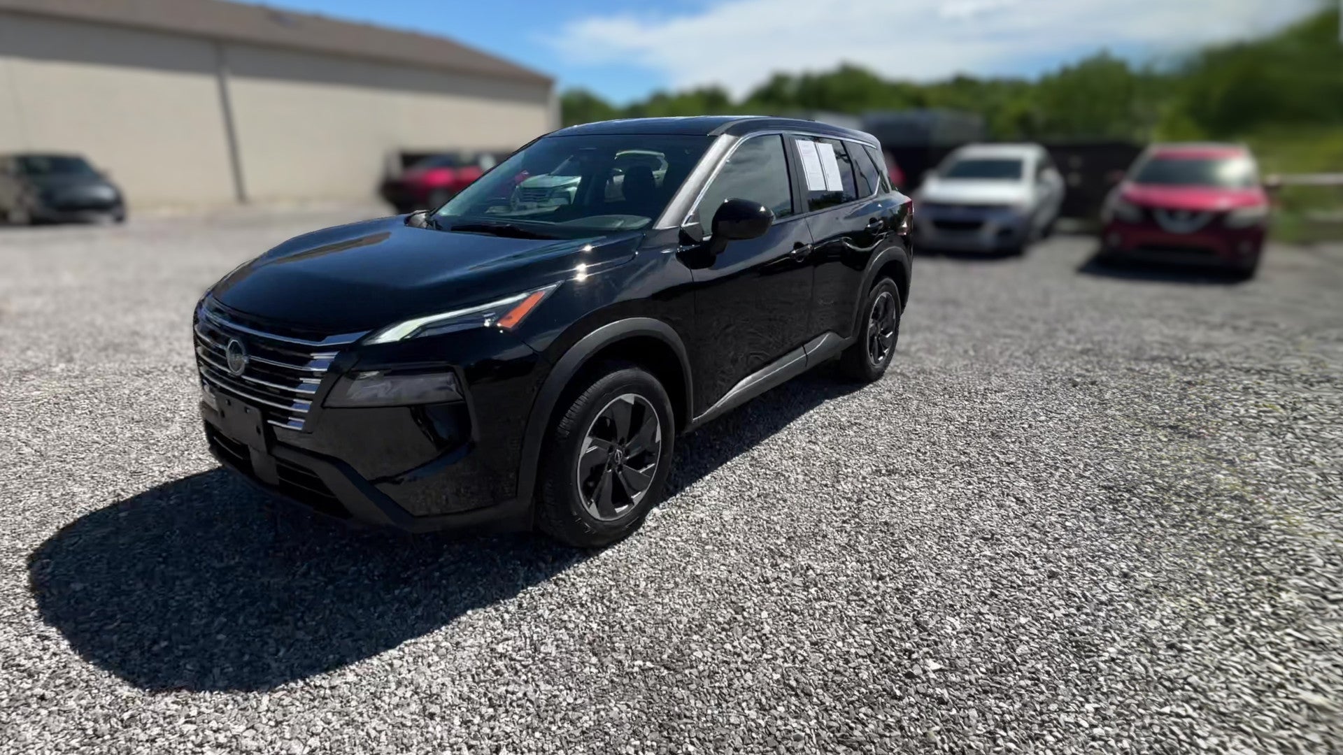 2025 Nissan Rogue vehicle photo