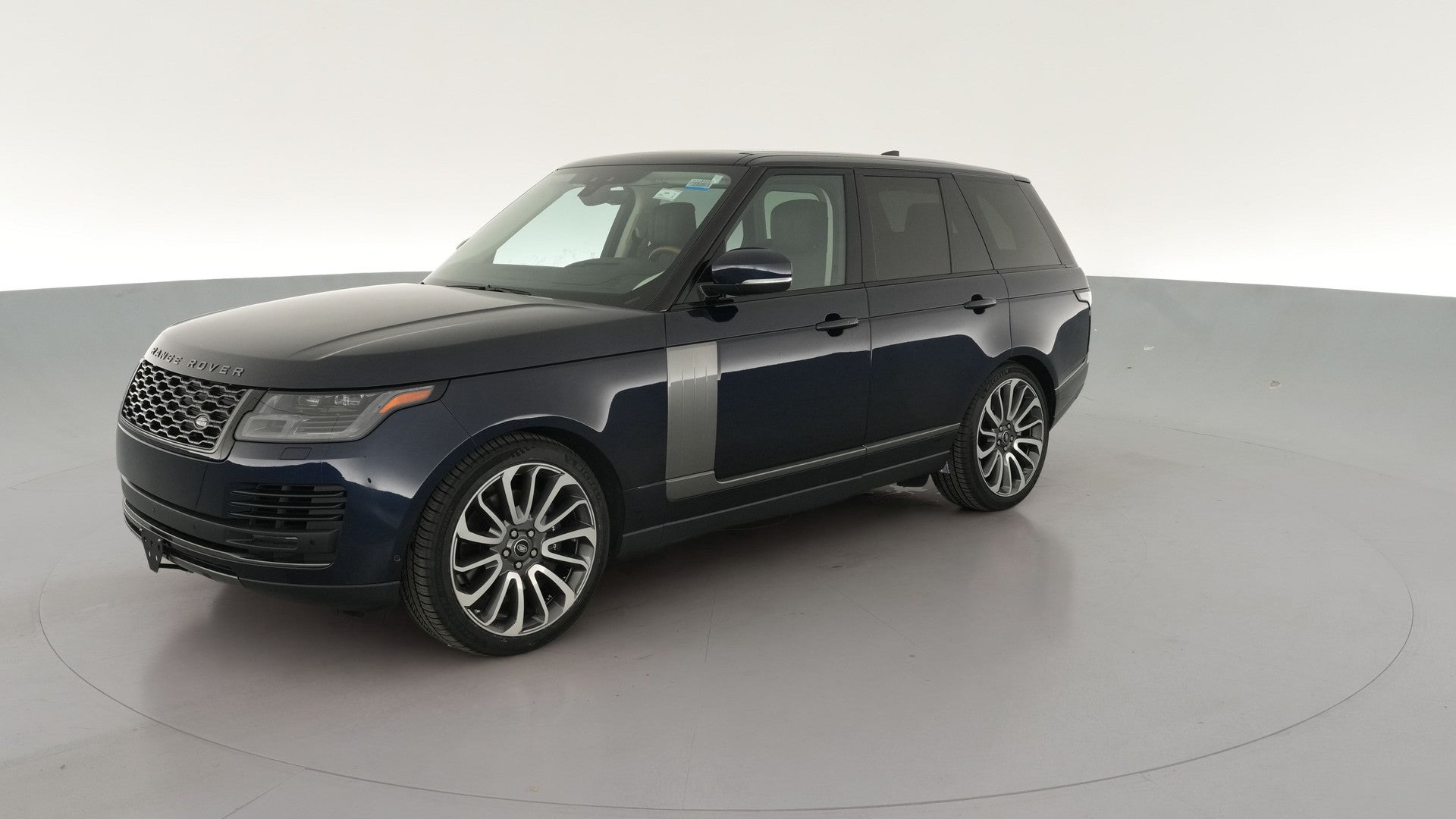2020 Land Rover Range Rover vehicle photo