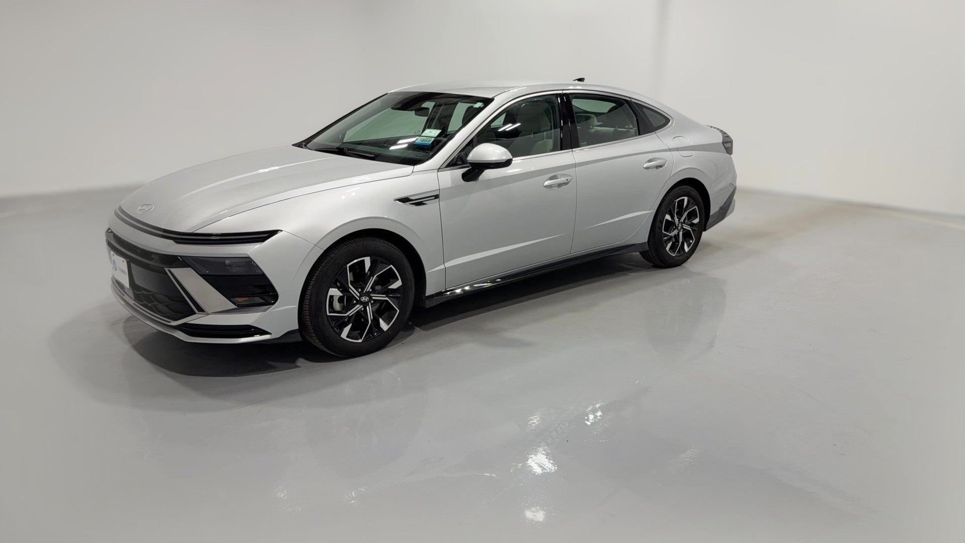 2025 Hyundai Sonata vehicle photo