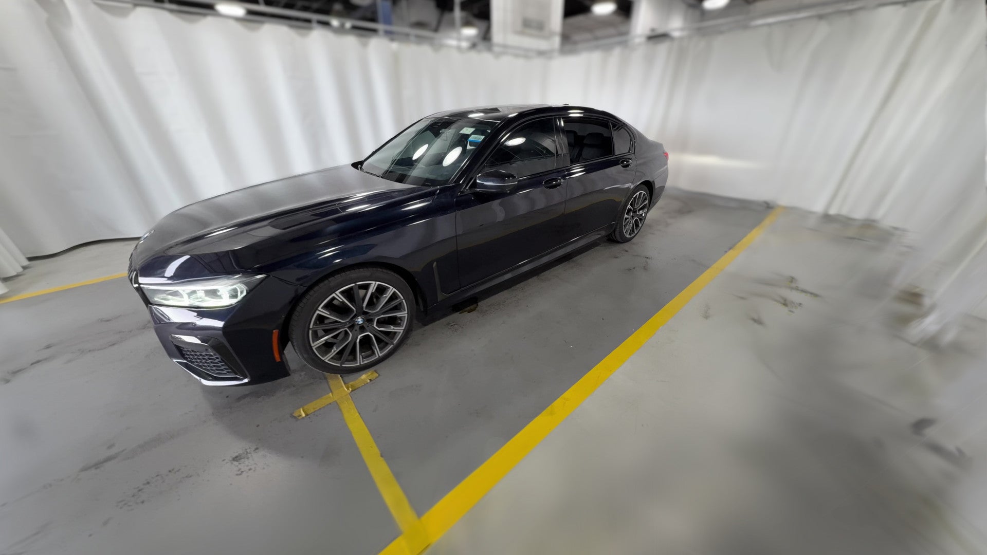 2021 BMW 7 Series vehicle photo