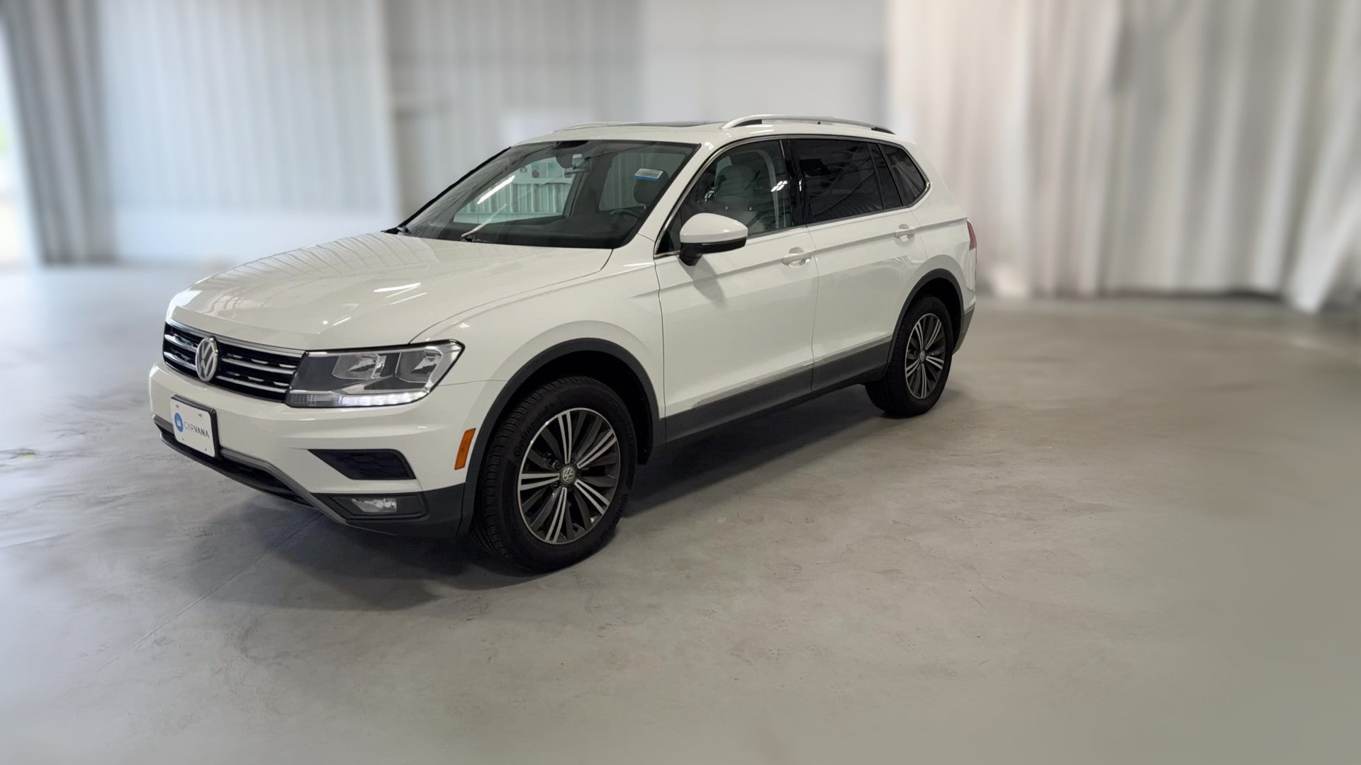 2018 Volkswagen Tiguan vehicle photo