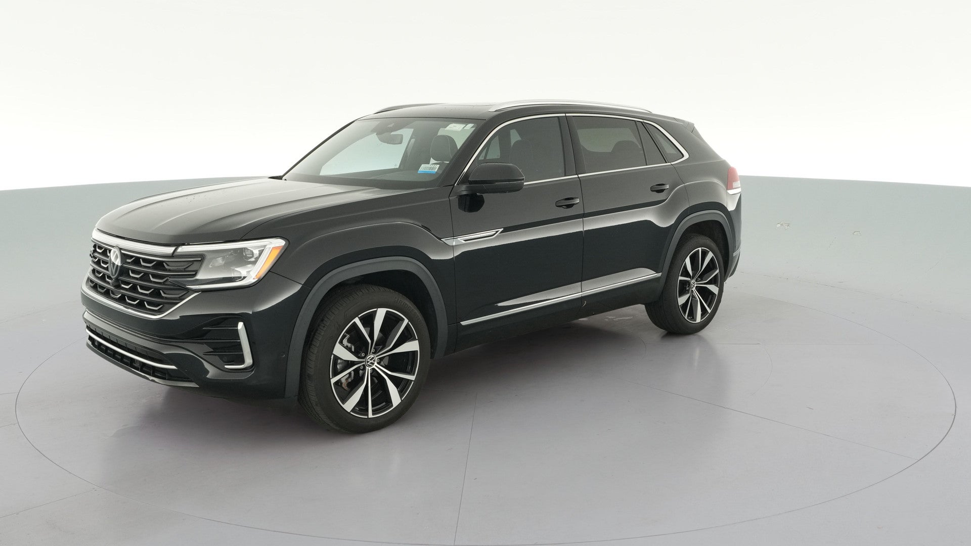 2024 Volkswagen Atlas Cross Sport vehicle photo