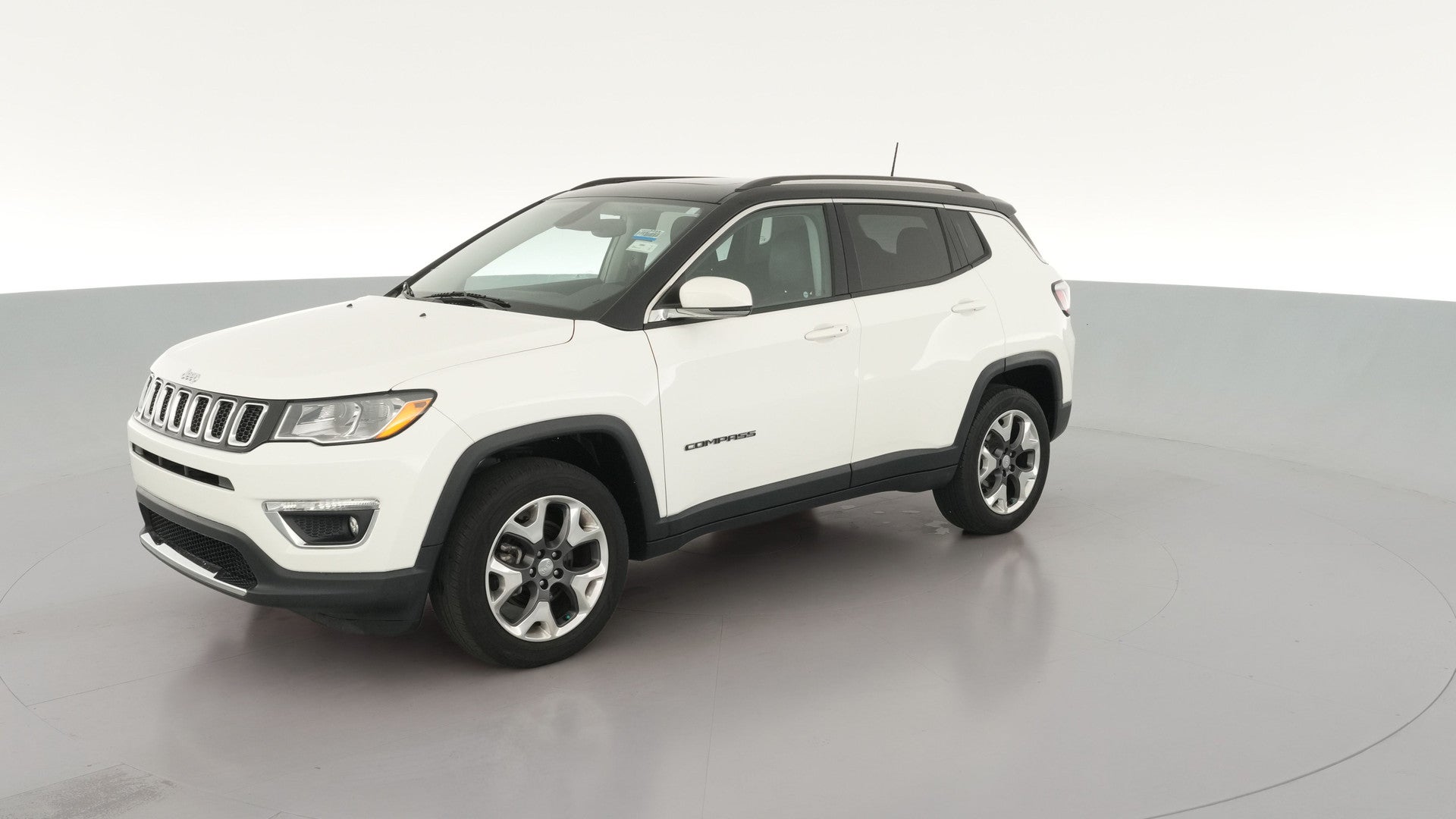 2019 Jeep Compass vehicle photo