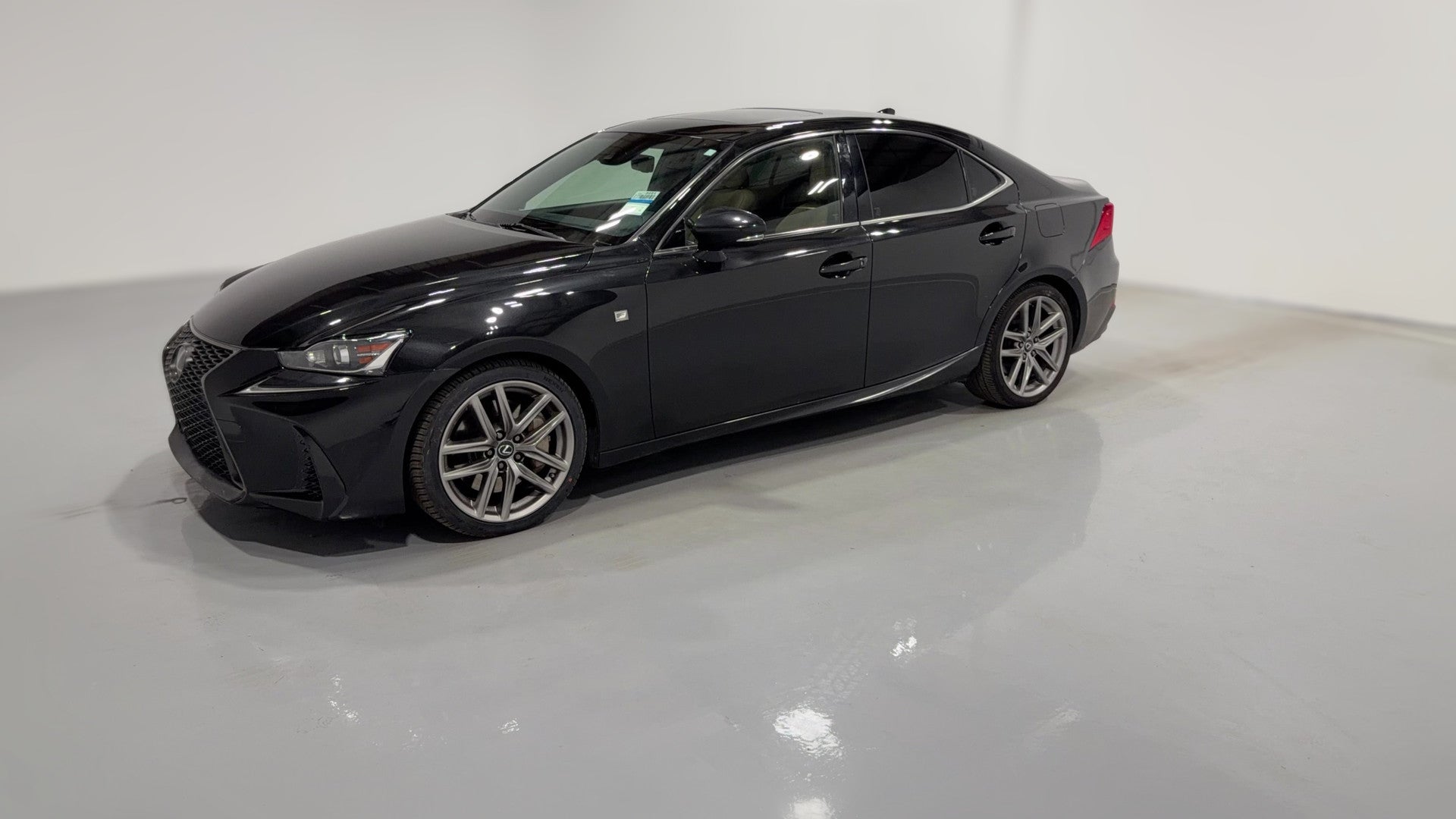2019 Lexus IS vehicle photo