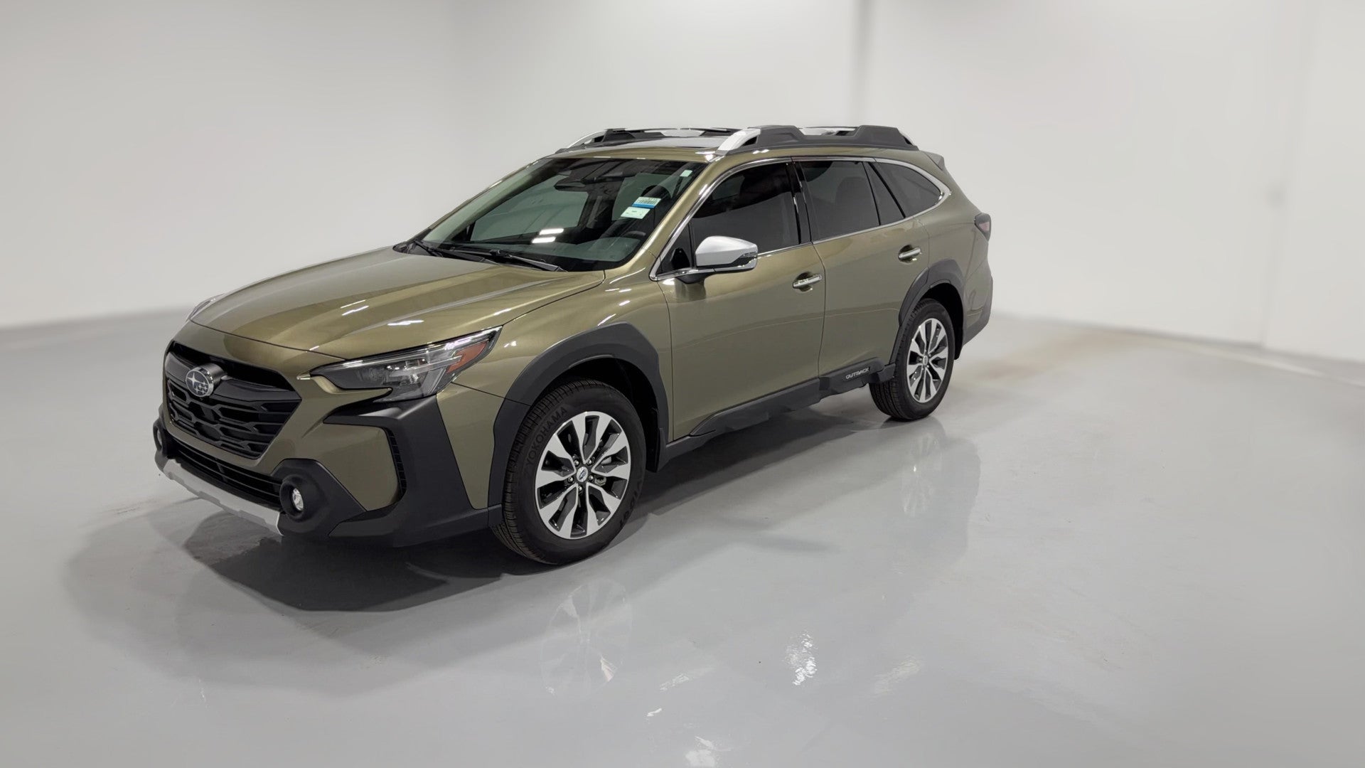 2025 Subaru Outback vehicle photo