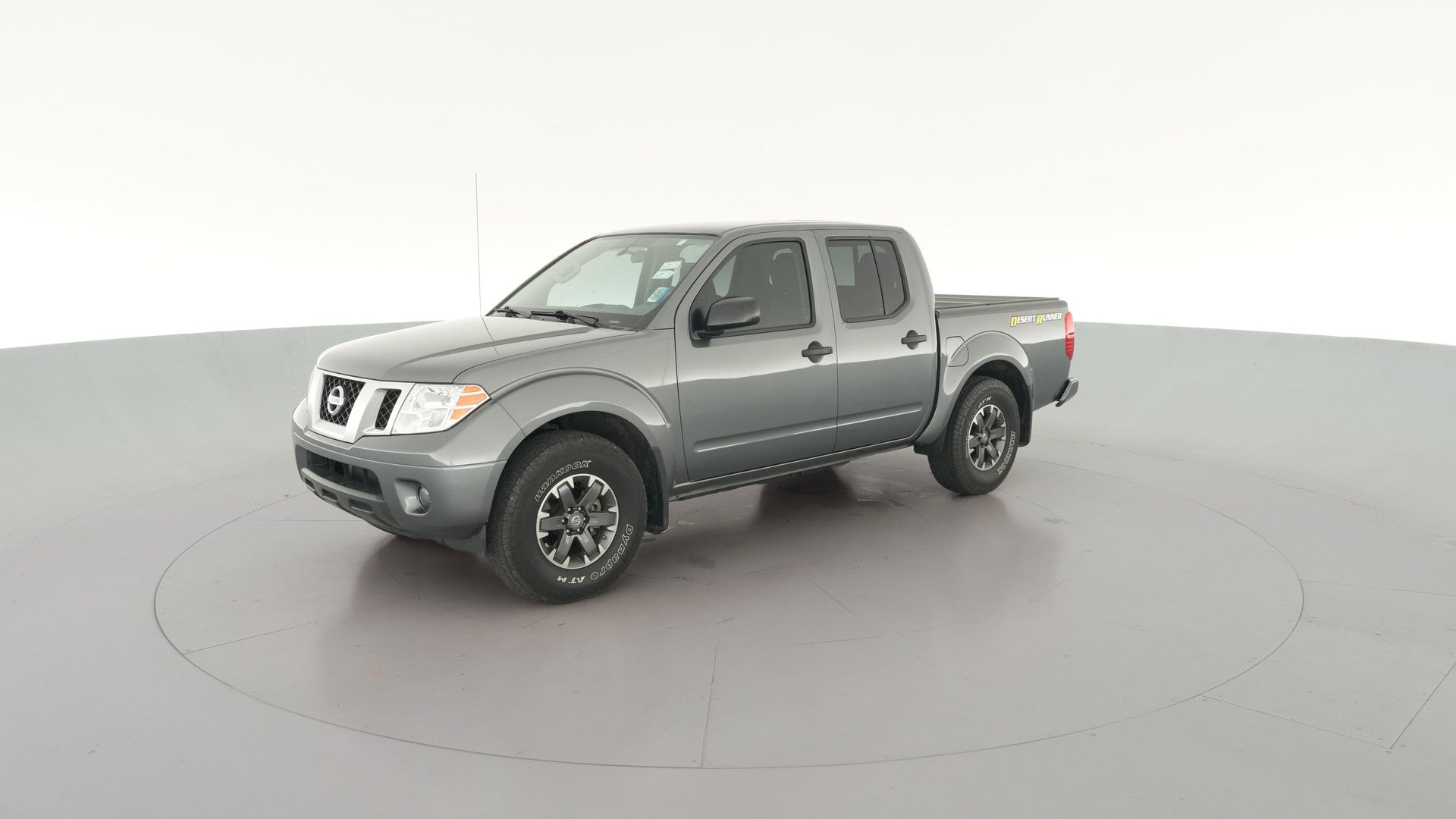 2019 Nissan Frontier Crew Cab vehicle photo