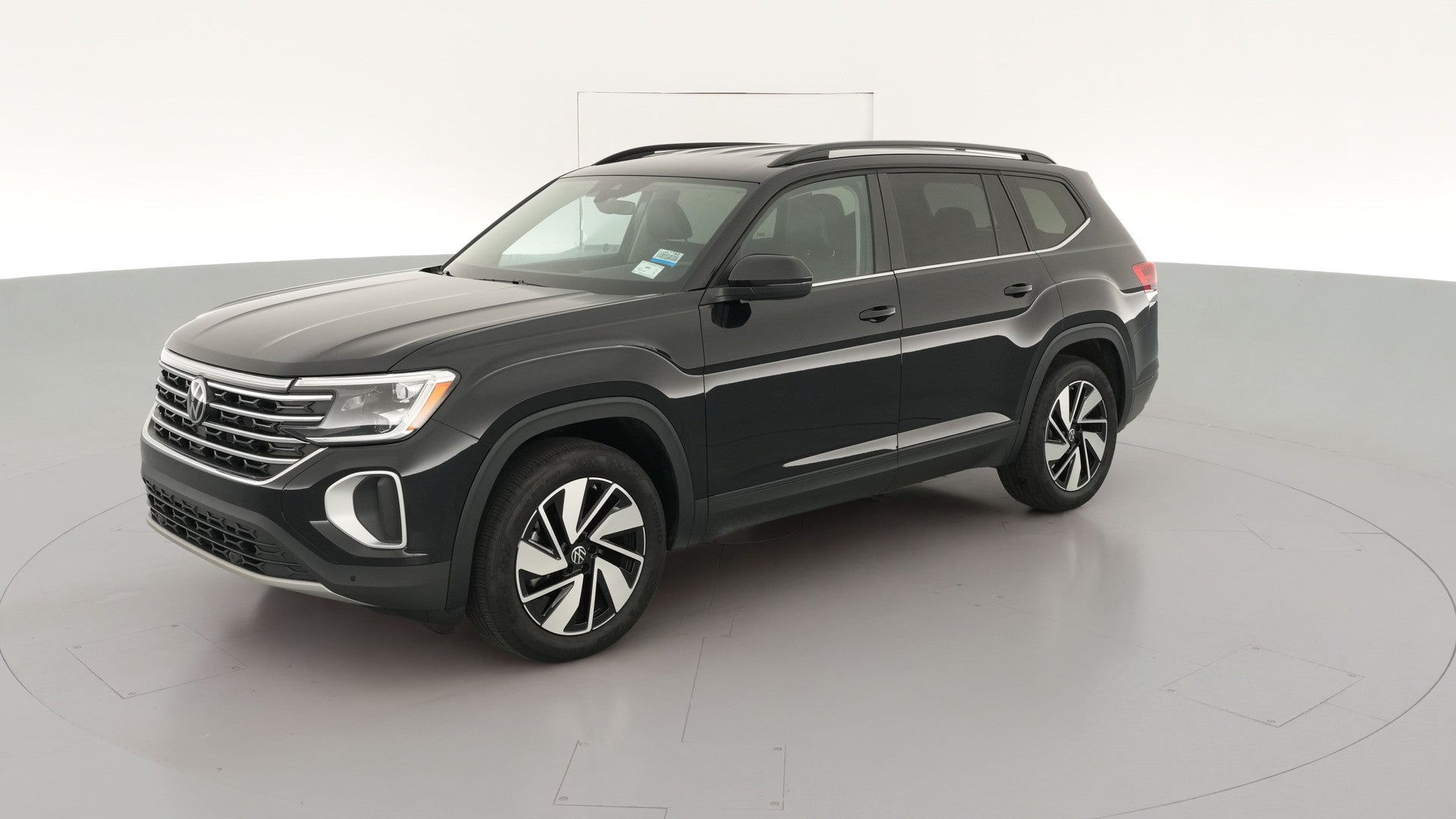 2025 Volkswagen Atlas vehicle photo